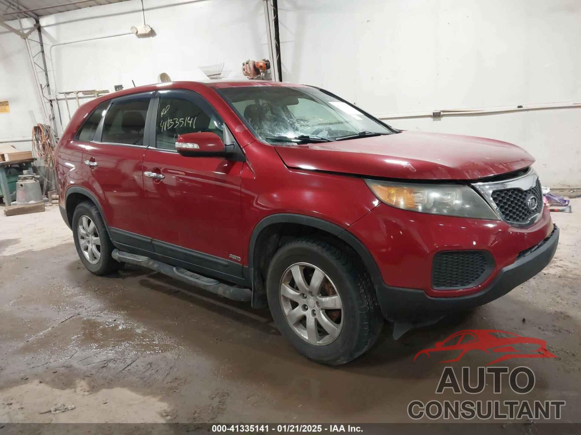 KIA SORENTO 2011 - 5XYKTCA11BG053909