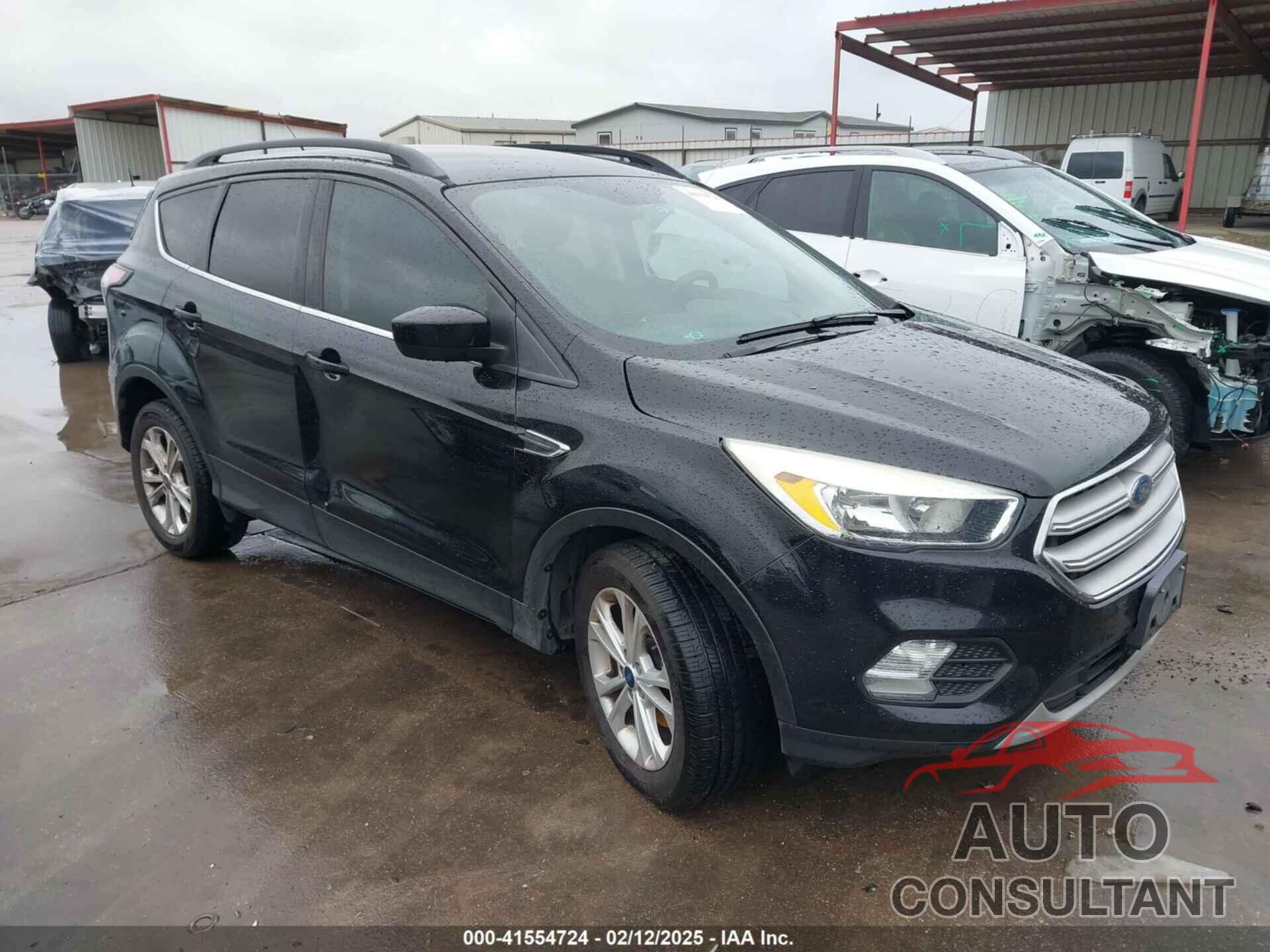 FORD ESCAPE 2018 - 1FMCU0GD6JUD43556