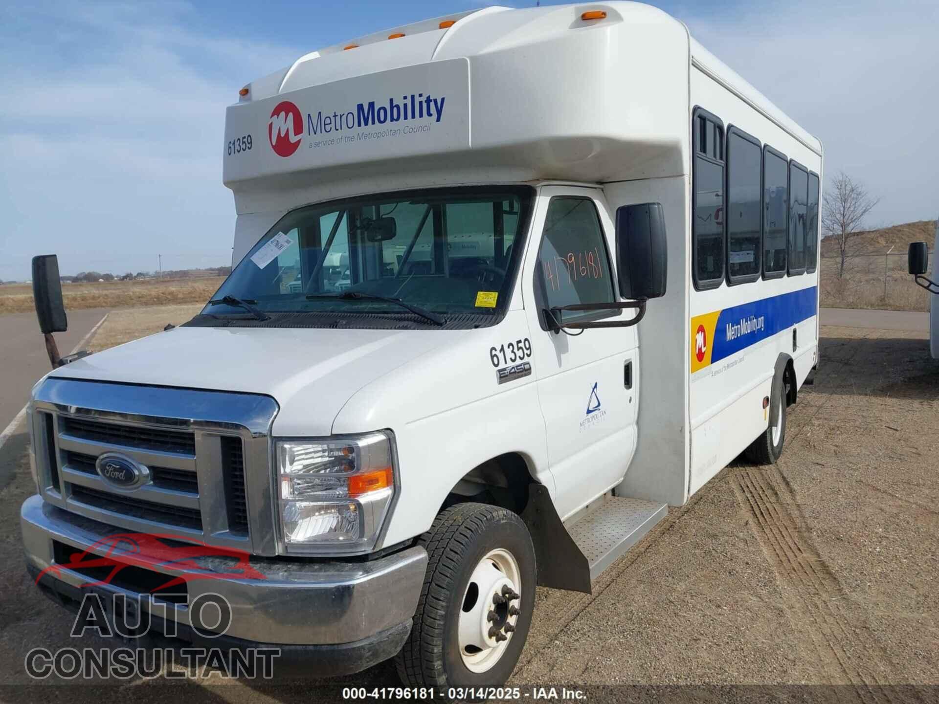 FORD E-450 CUTAWAY 2019 - 1FDFE4FS7KDC32033