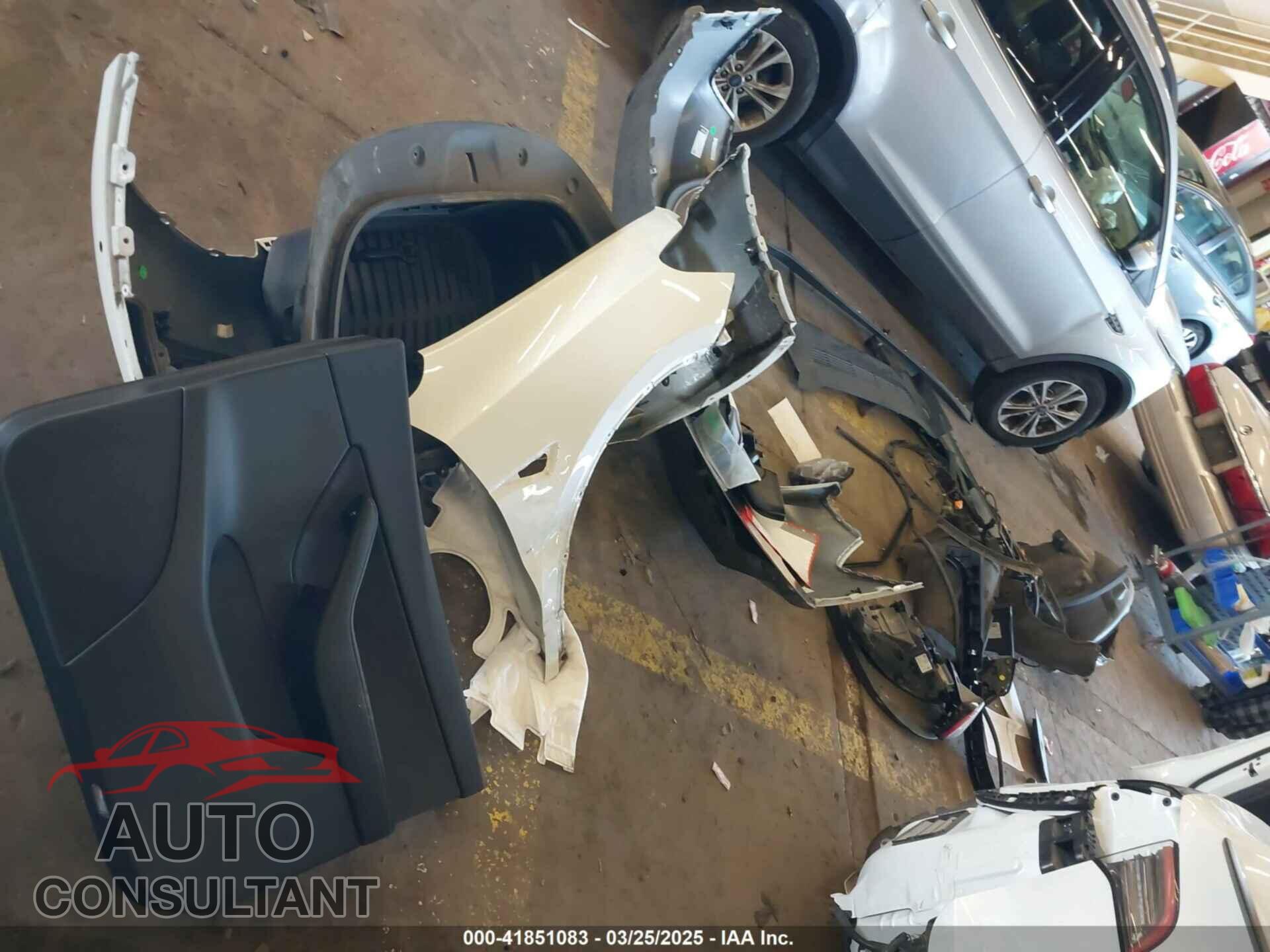 TESLA MODEL Y 2021 - 5YJYGDEF4MF263473