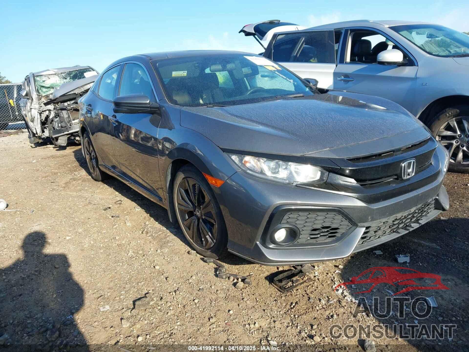 HONDA CIVIC 2018 - SHHFK7H57JU239155