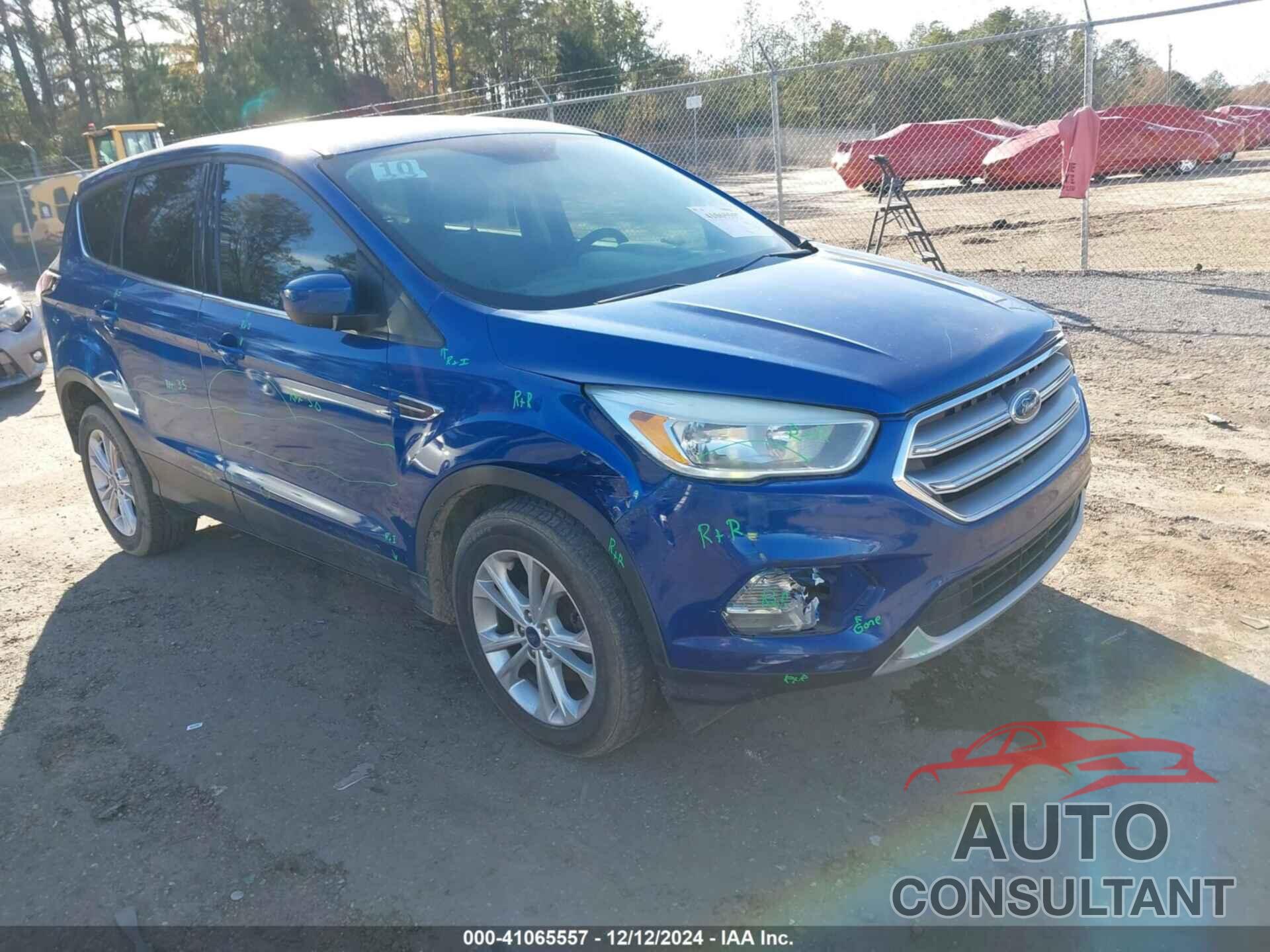 FORD ESCAPE 2017 - 1FMCU0GD3HUA99245