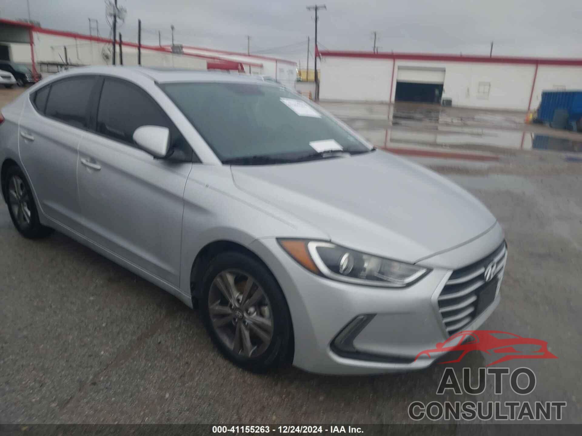 HYUNDAI ELANTRA 2018 - KMHD84LF2JU619755