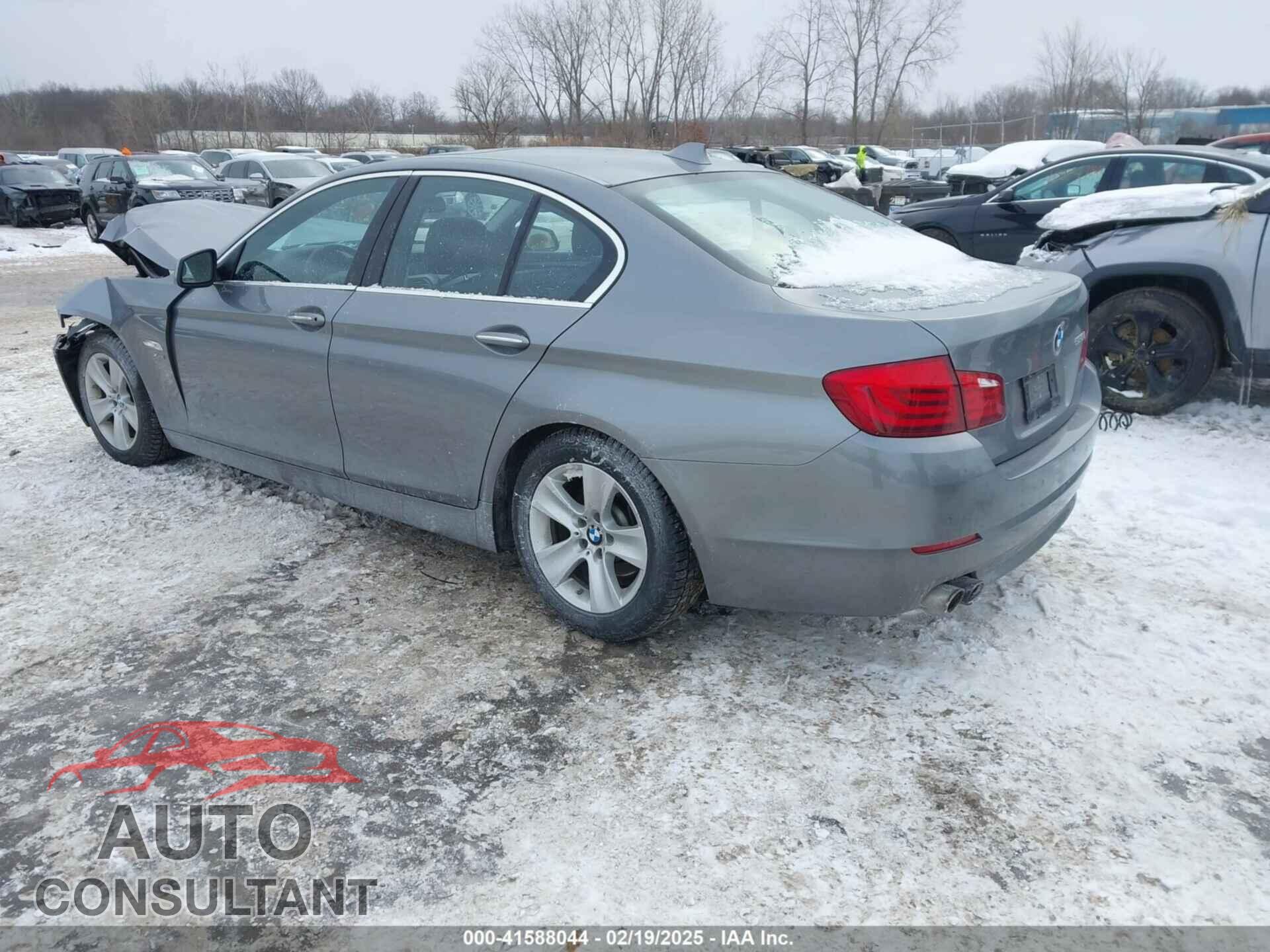 BMW 528I 2012 - WBAXH5C53CDW10206