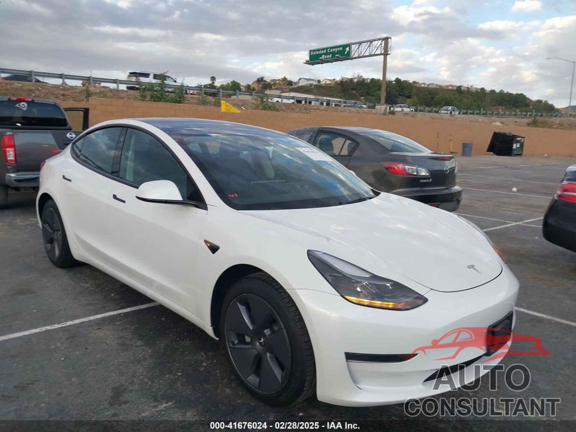 TESLA MODEL 3 2022 - 5YJ3E1EA9NF375335
