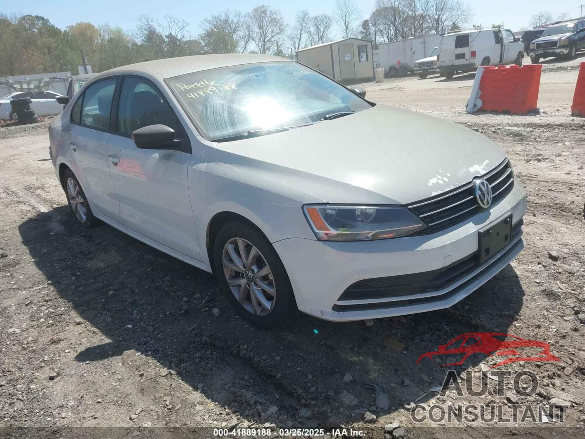 VOLKSWAGEN JETTA 2015 - 3VWD17AJ9FM321682