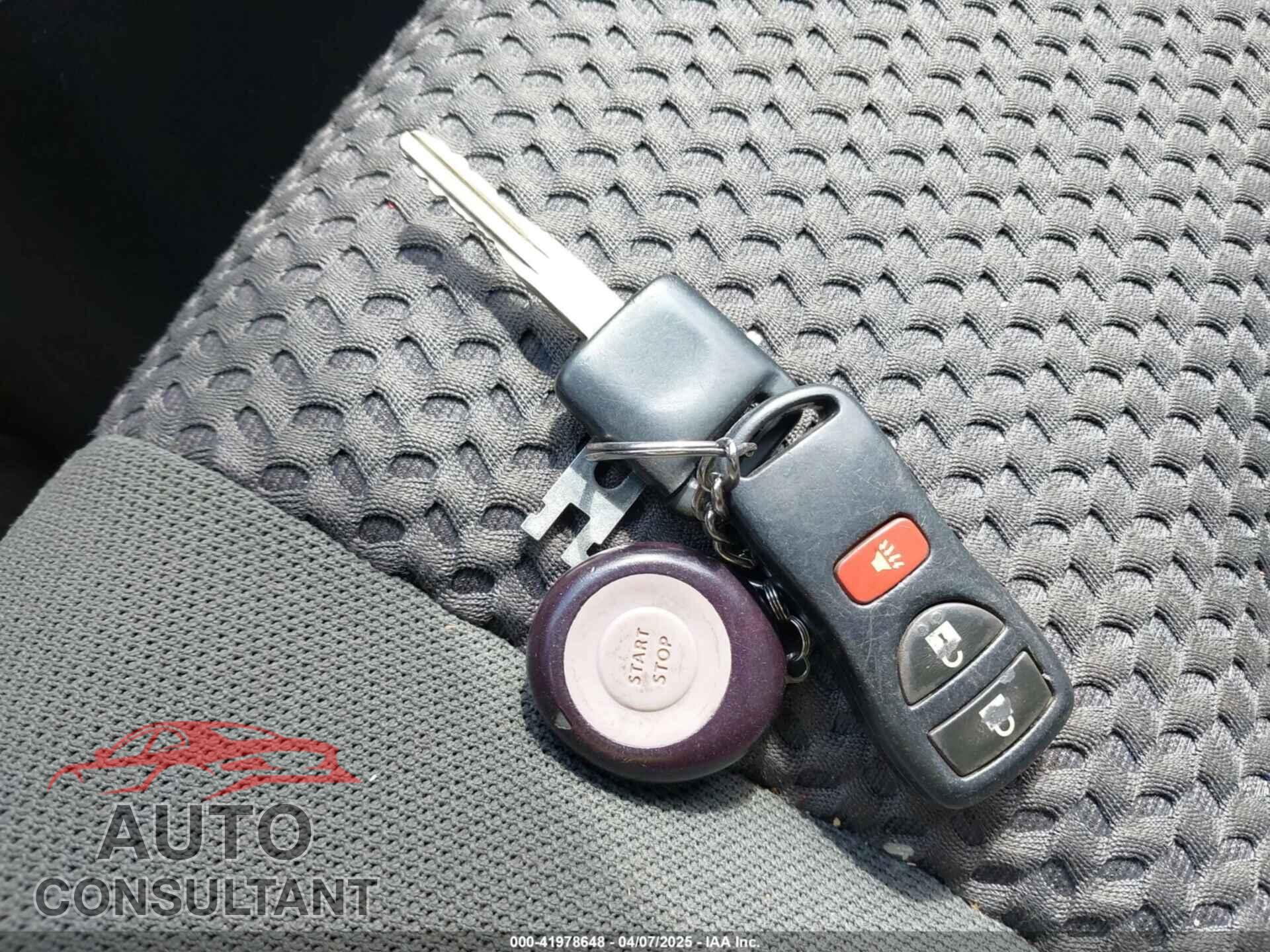 NISSAN FRONTIER 2012 - 1N6AD0CW5CC435525