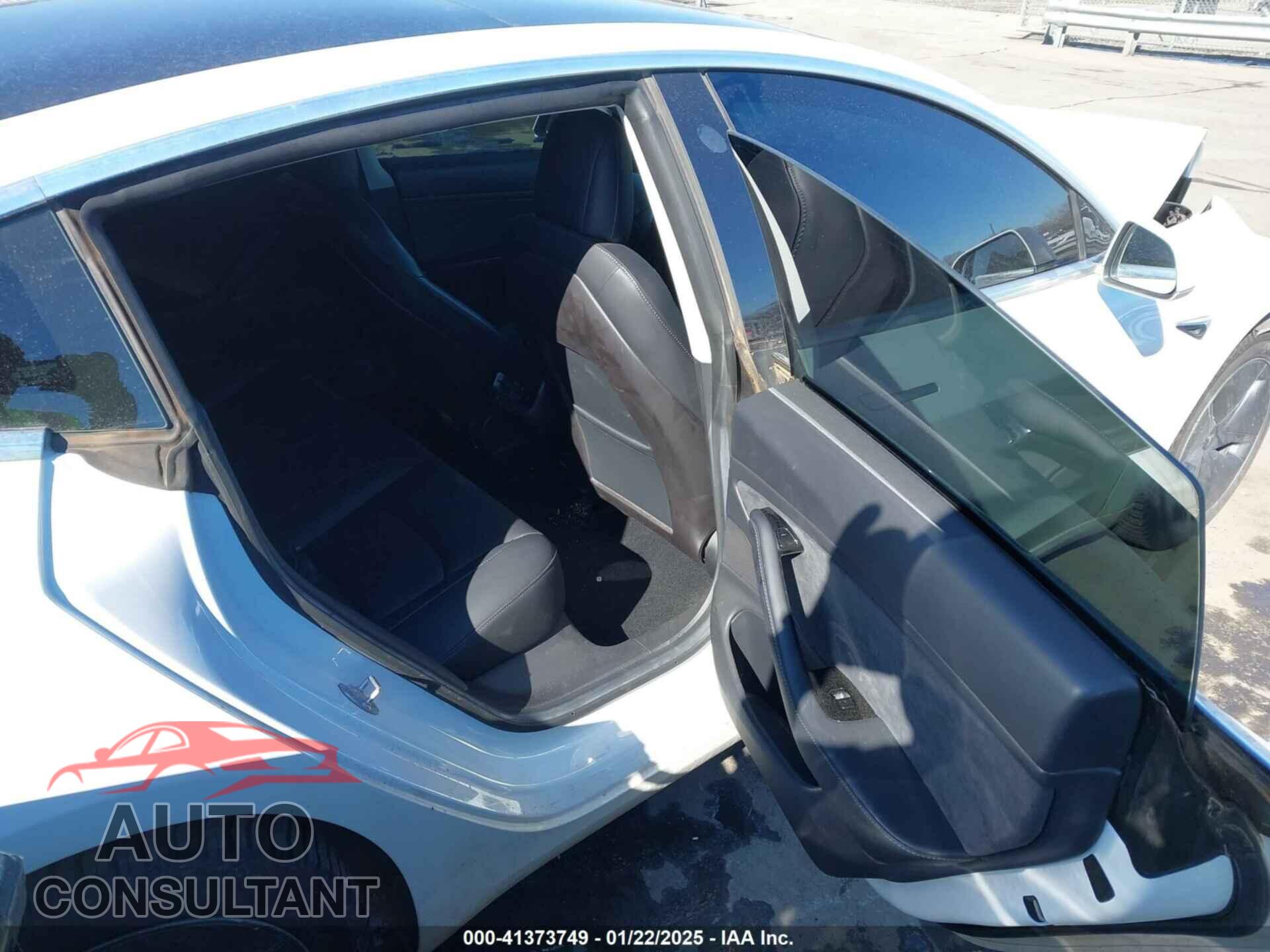 TESLA MODEL 3 2019 - 5YJ3E1EA1KF430775