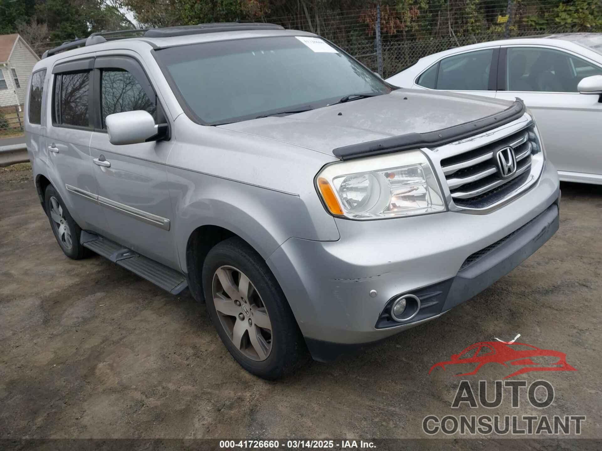 HONDA PILOT 2015 - 5FNYF4H90FB009965