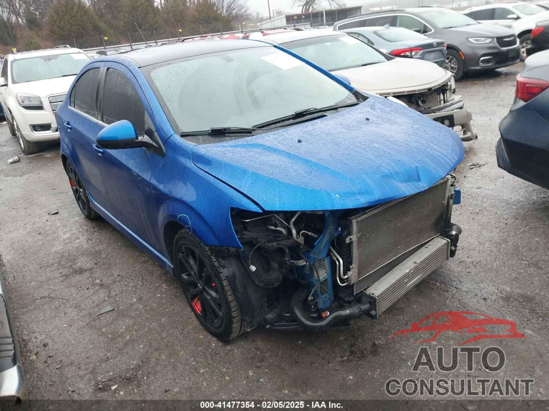 CHEVROLET SONIC 2017 - 1G1JF5SB7H4138162