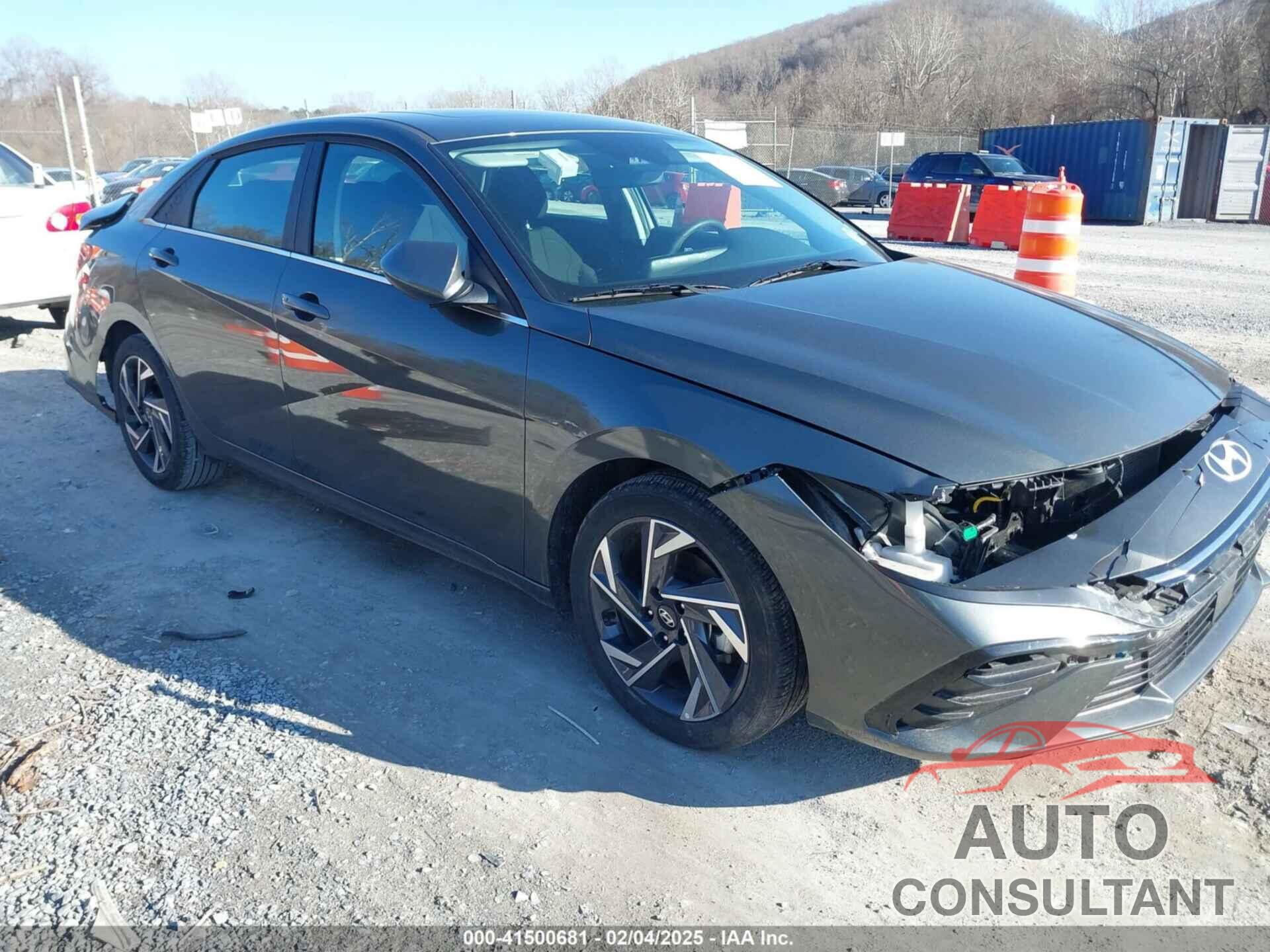 HYUNDAI ELANTRA 2025 - KMHLS4DG6SU868713