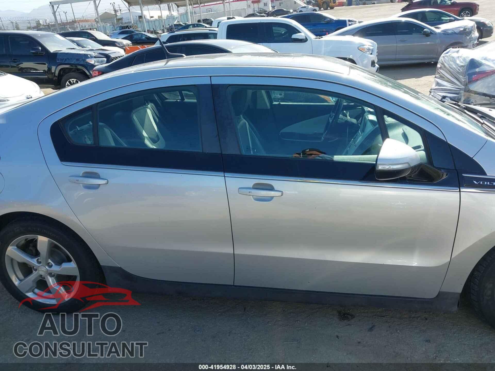 CHEVROLET VOLT 2012 - 1G1RB6E45CU100200