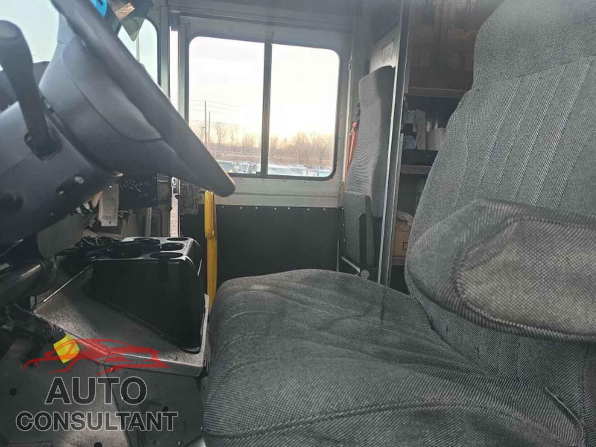 FORD E-450 STRIPPED 2013 - 1FC4E4KL8DDA78185