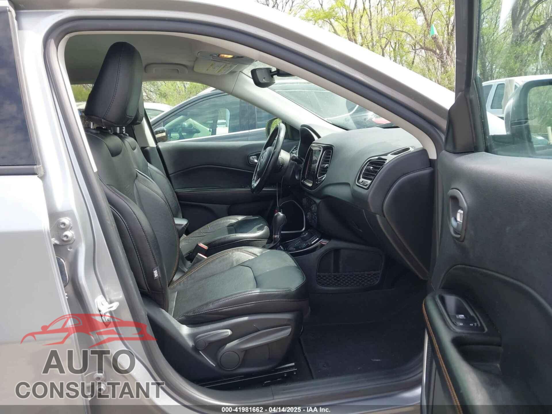 JEEP COMPASS 2021 - 3C4NJDCB8MT553379