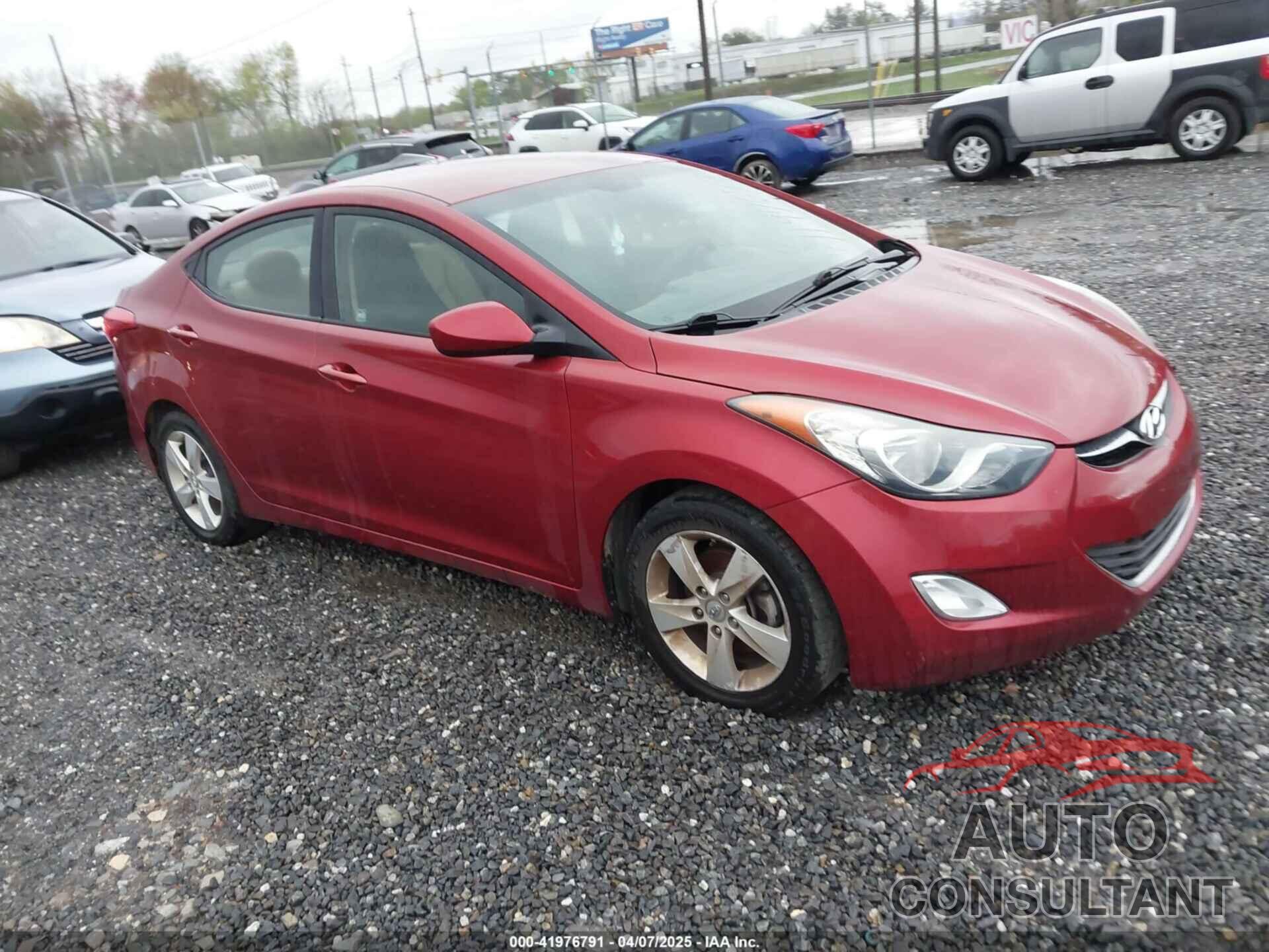 HYUNDAI ELANTRA 2013 - 5NPDH4AE5DH347084