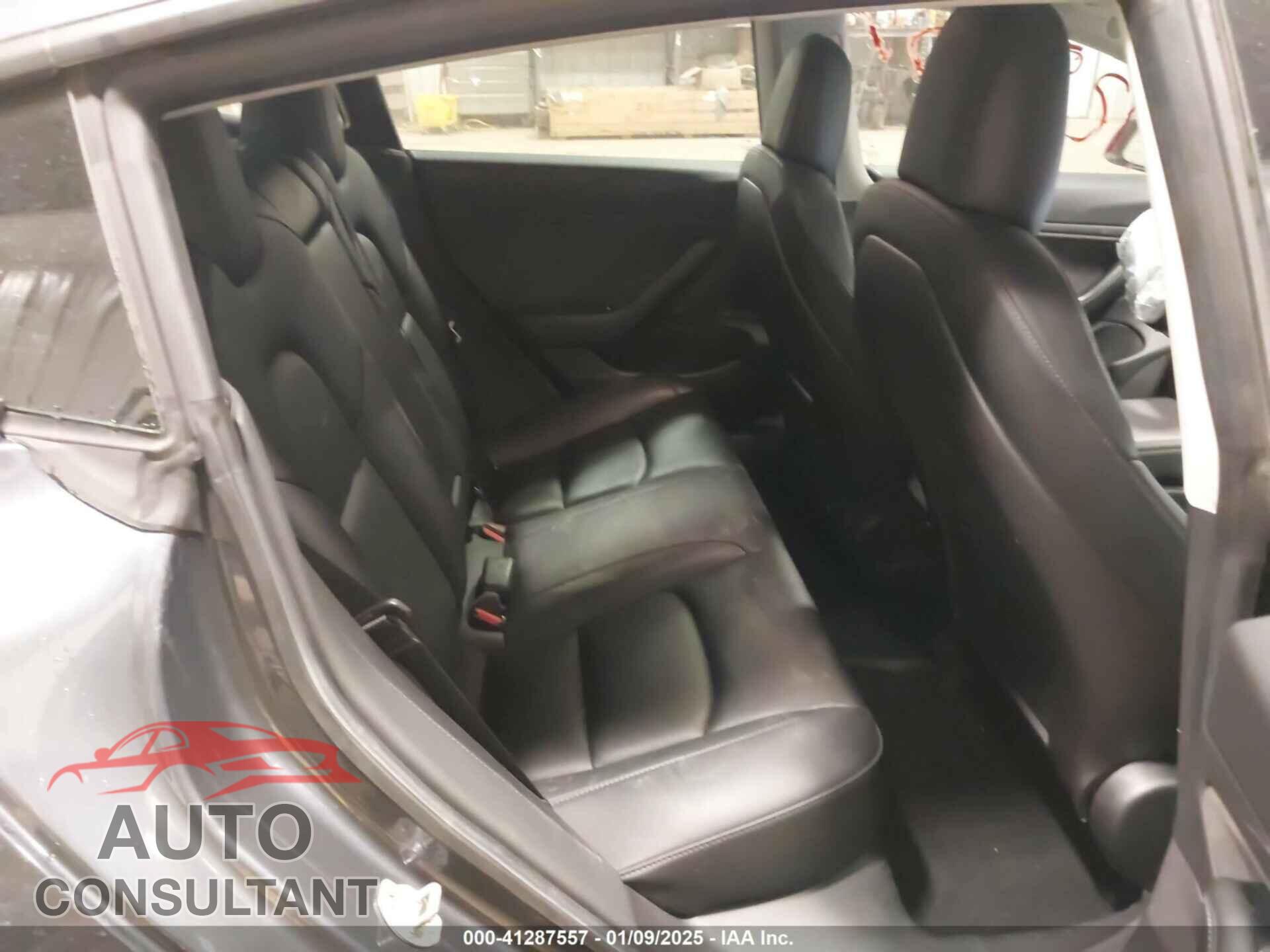 TESLA MODEL 3 2019 - 5YJ3E1EB0KF386048