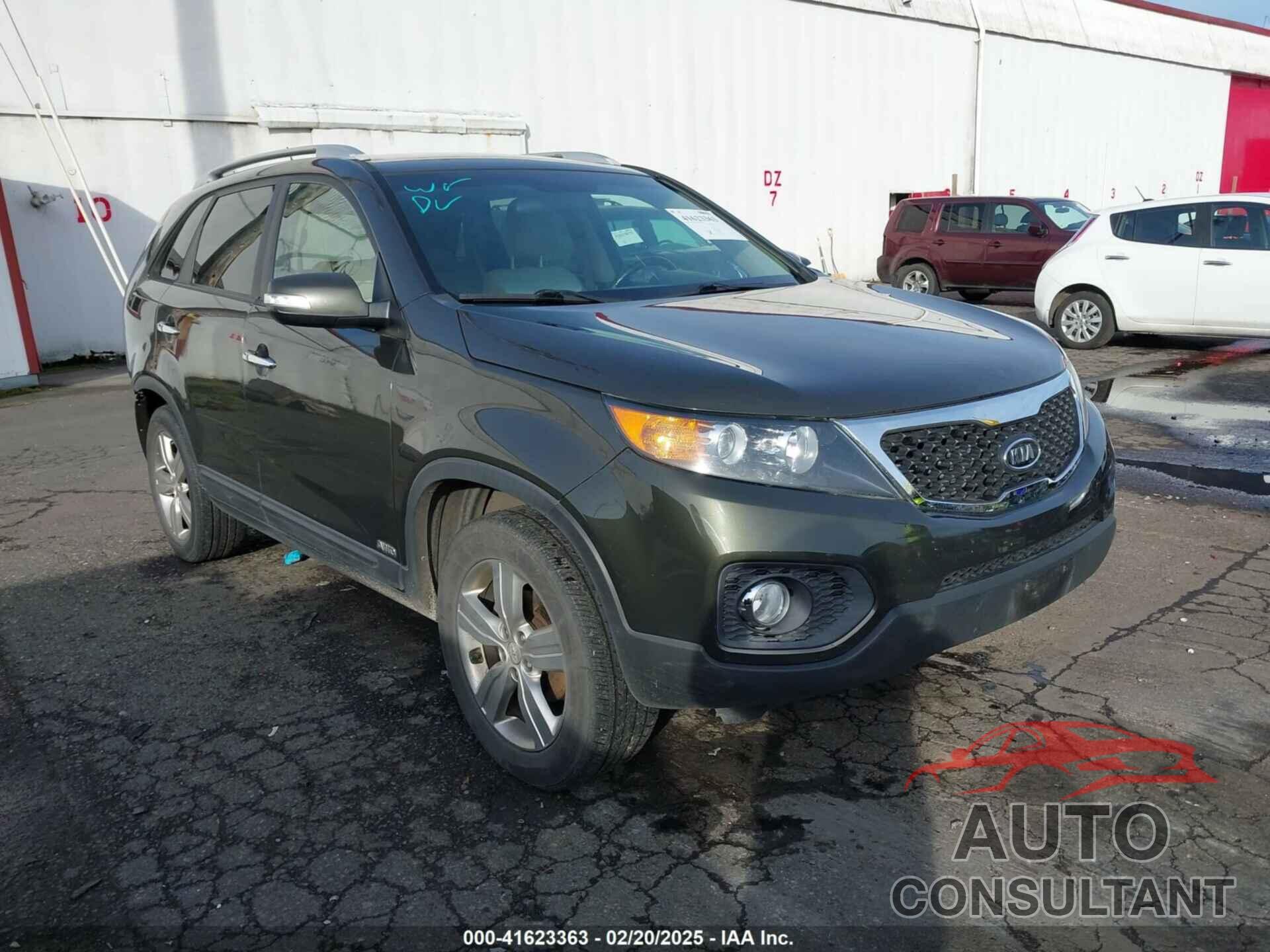 KIA SORENTO 2012 - 5XYKUCA68CG275924