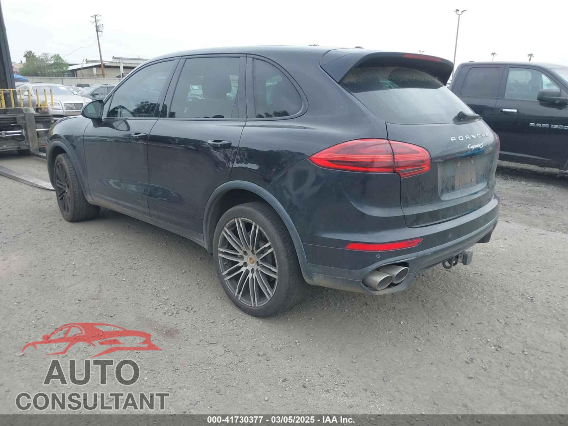 PORSCHE CAYENNE 2016 - WP1AB2A28GLA96221