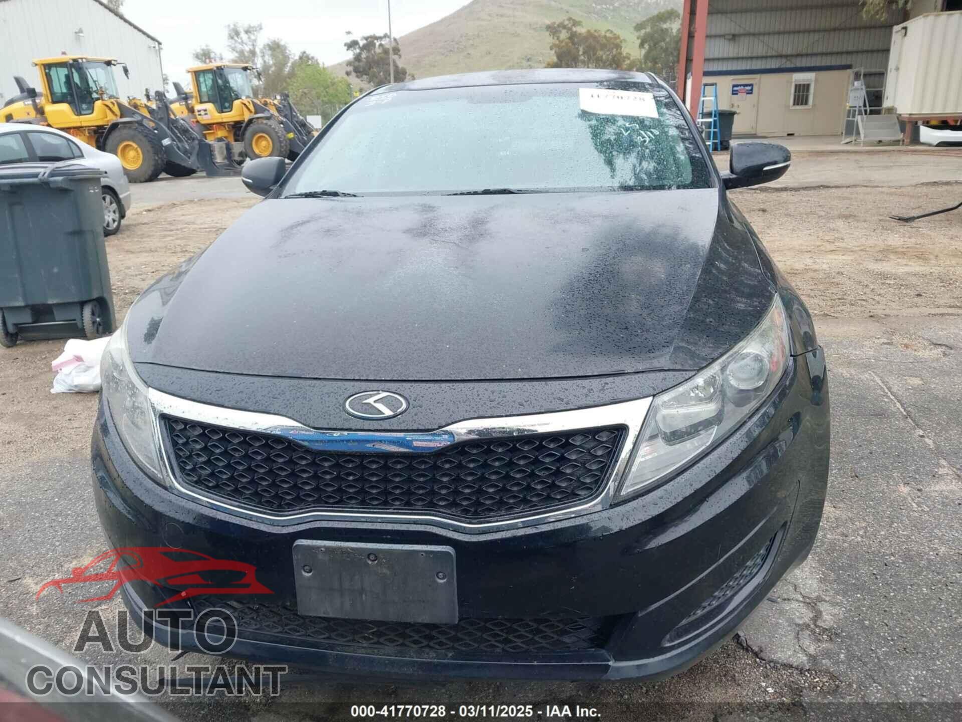 KIA OPTIMA 2011 - KNAGM4A70B5153082
