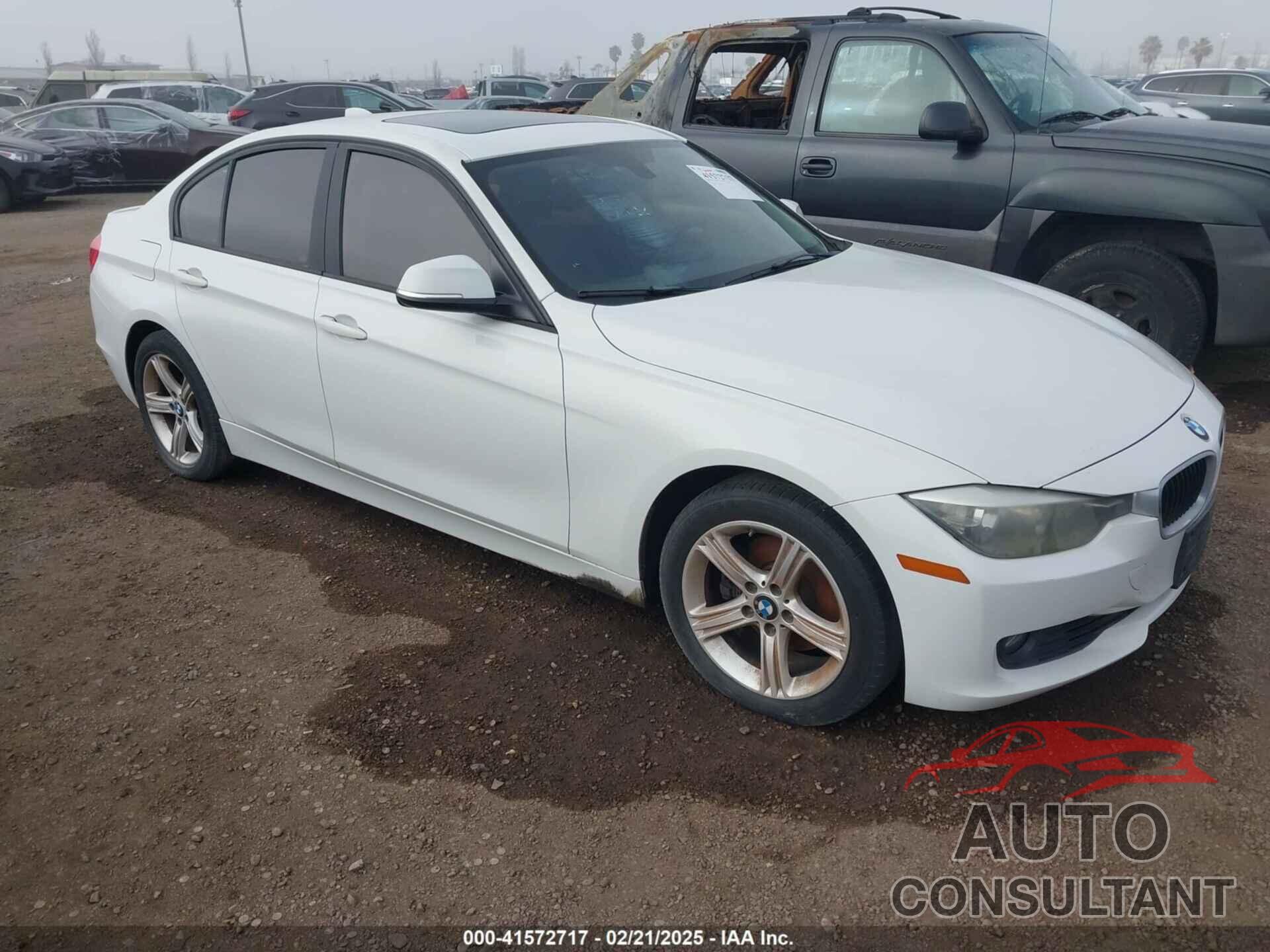 BMW 328I 2012 - WBA3C1C53CF433151