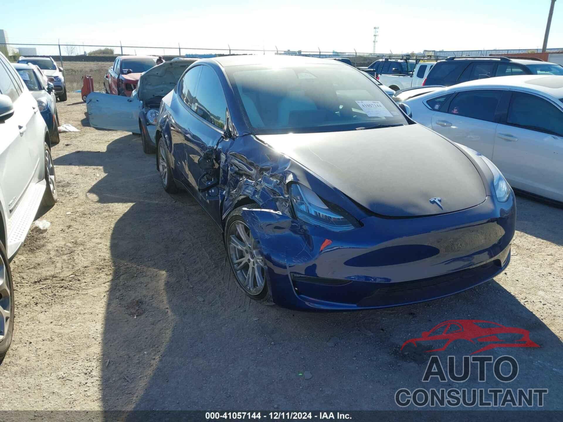 TESLA MODEL Y 2023 - 7SAYGDEE7PA077972