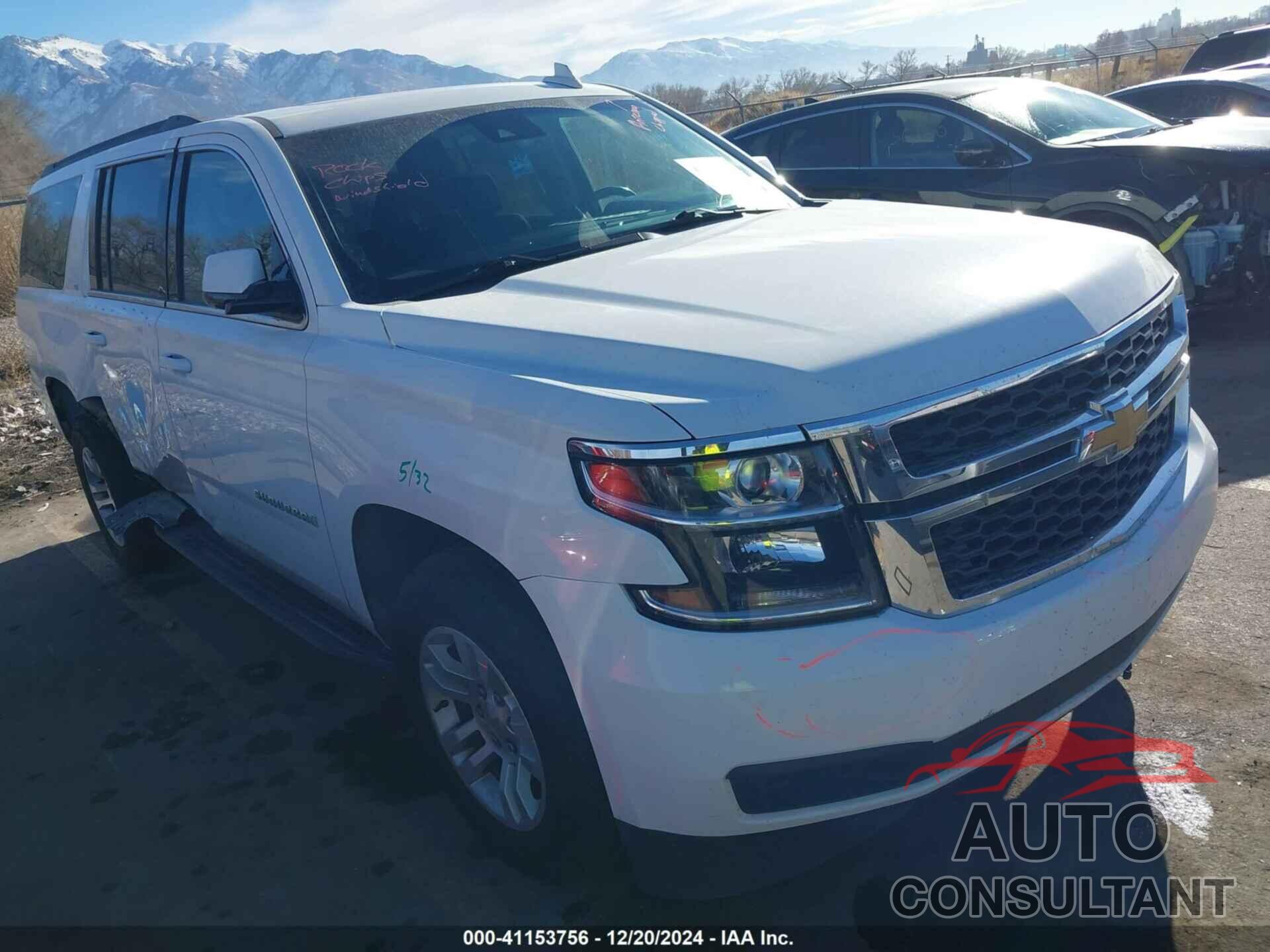 CHEVROLET SUBURBAN 2018 - 1GNSKHKC5JR274646