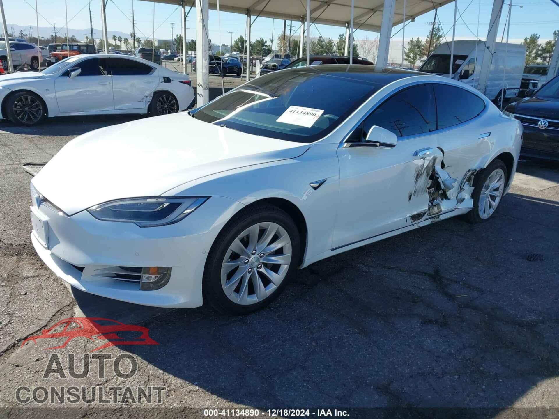 TESLA MODEL S 2018 - 5YJSA1E21JF275935