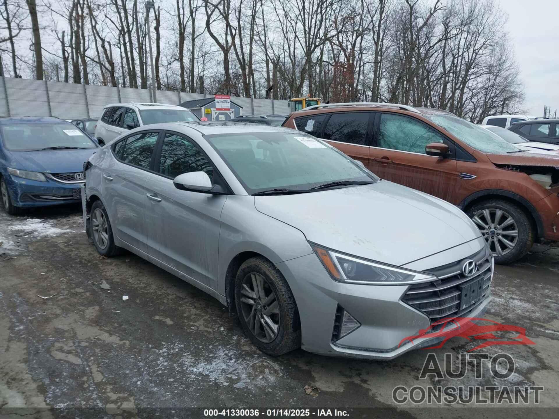 HYUNDAI ELANTRA 2019 - 5NPD84LF2KH420883