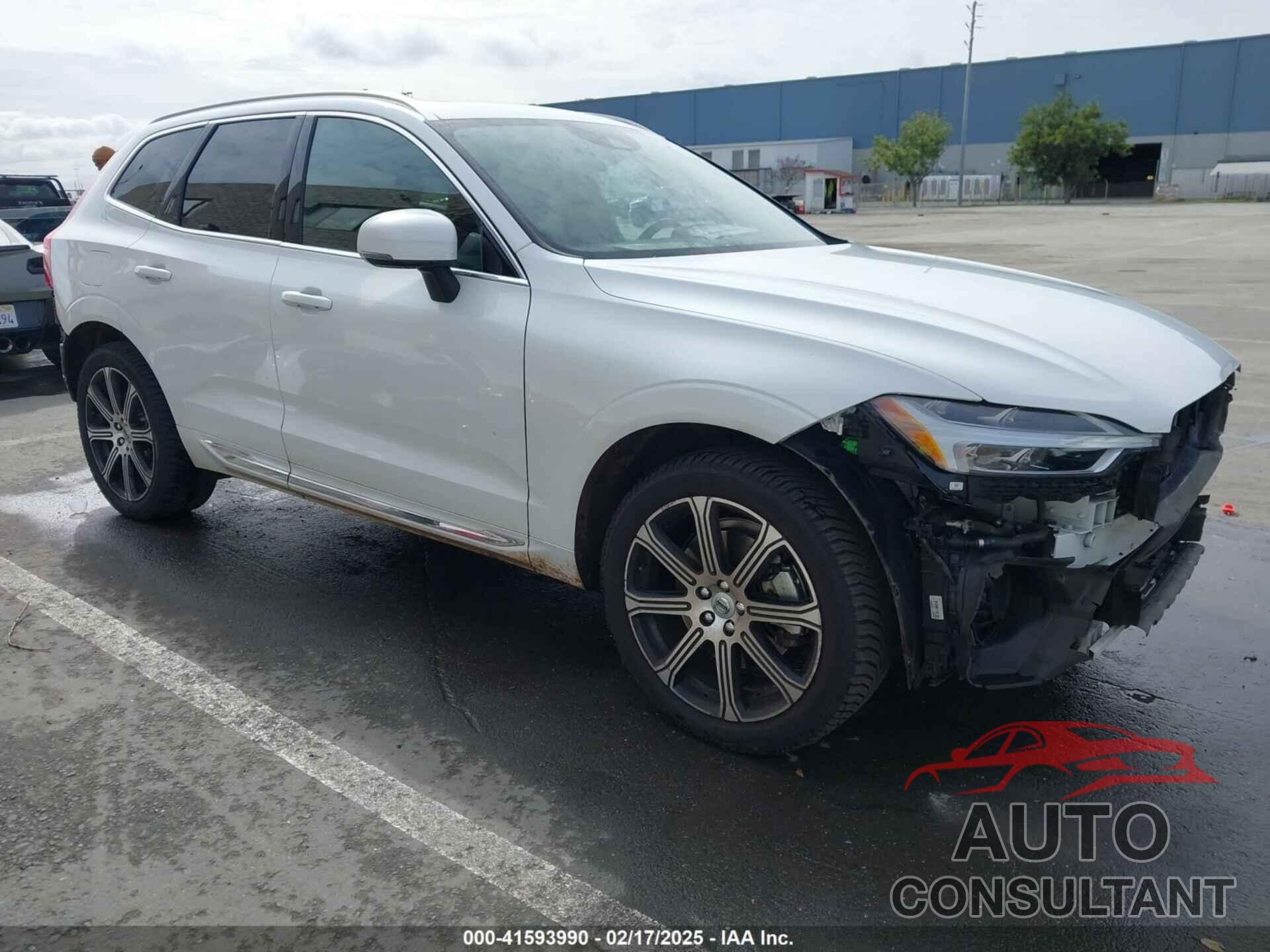 VOLVO XC60 HYBRID 2018 - LYVBR0DL6JB117525