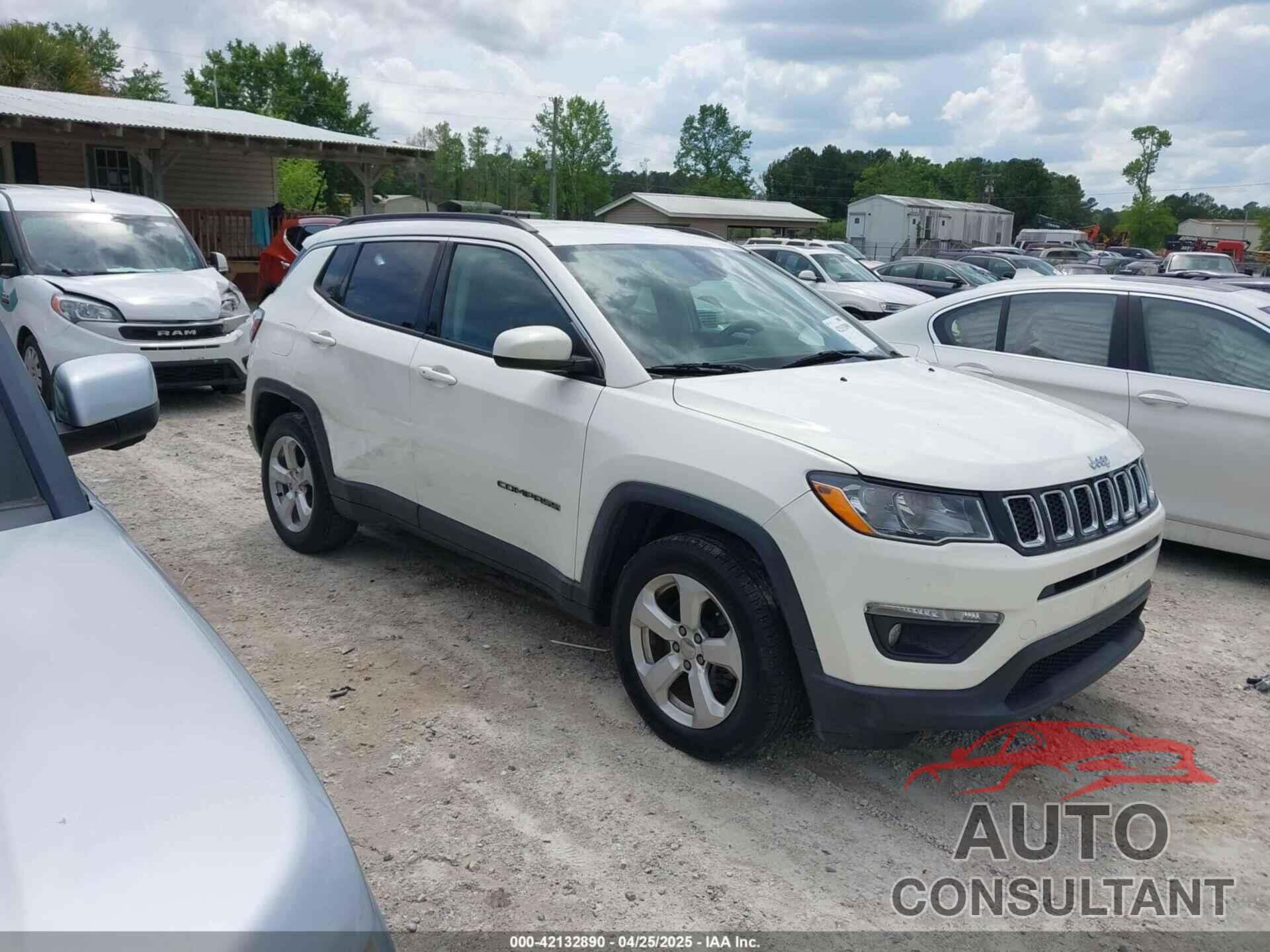 JEEP COMPASS 2018 - 3C4NJCBB3JT125517