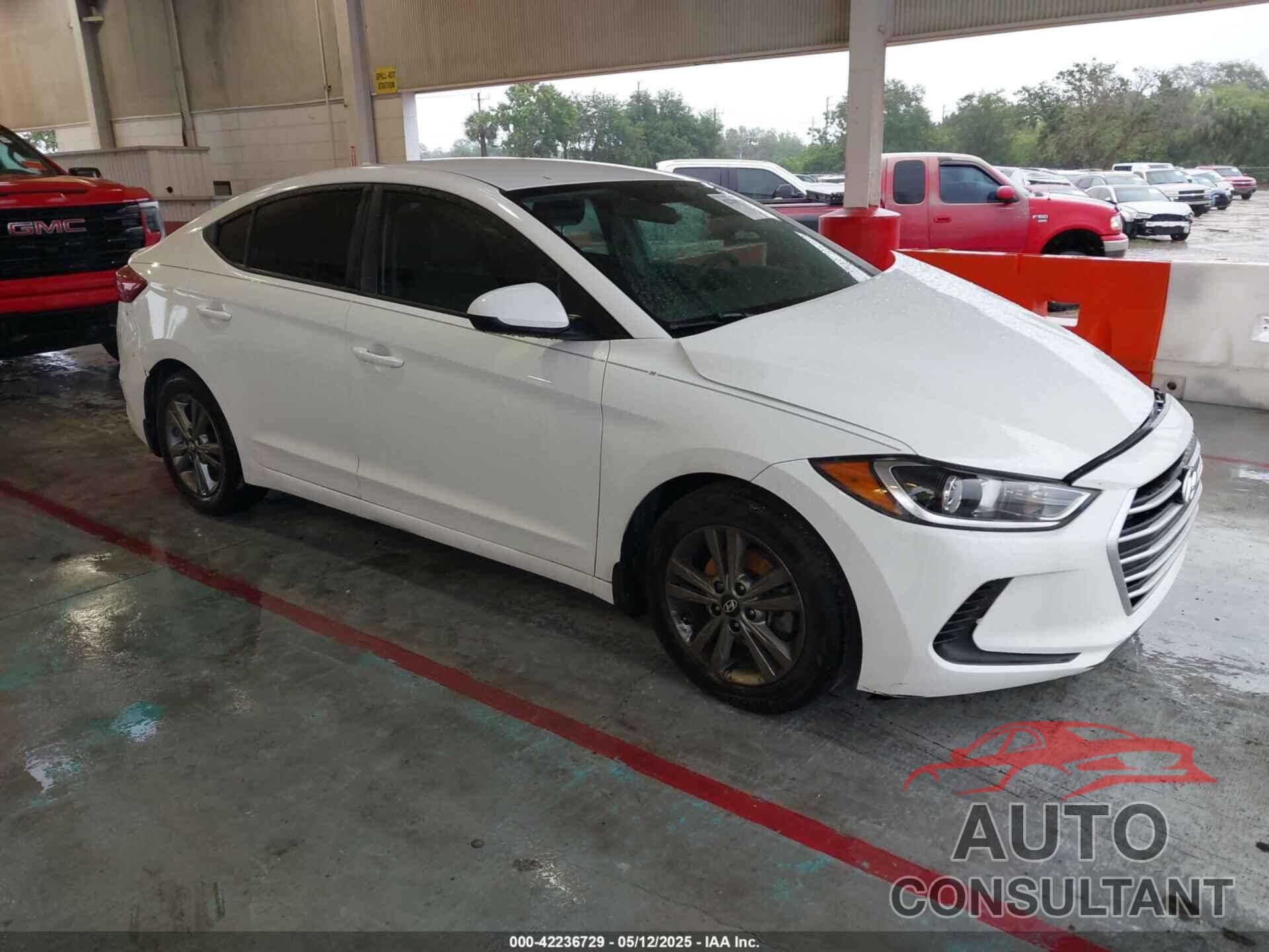 HYUNDAI ELANTRA 2017 - 5NPD84LF2HH207960