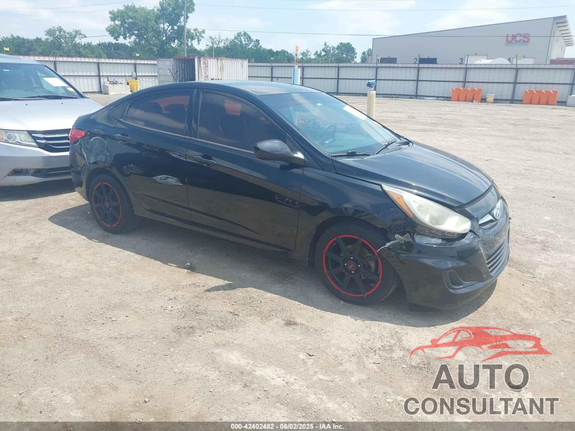 HYUNDAI ACCENT 2013 - KMHCT4AE1DU443502