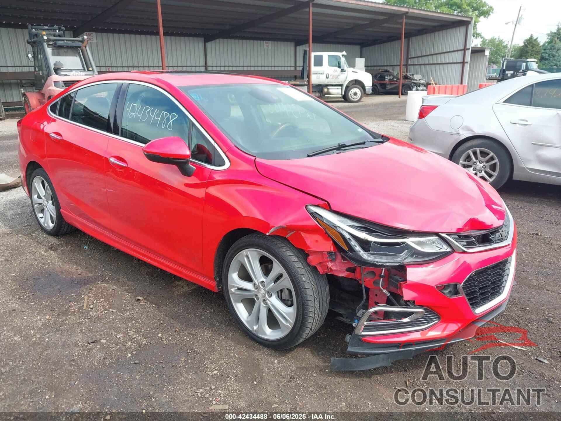 CHEVROLET CRUZE 2018 - 1G1BF5SM8J7155479