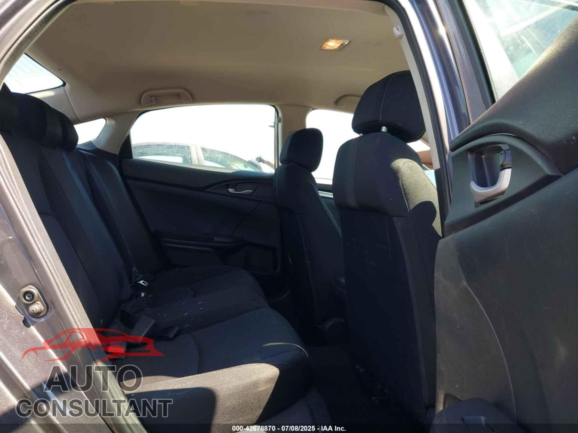 HONDA CIVIC 2017 - 19XFC2F58HE208193