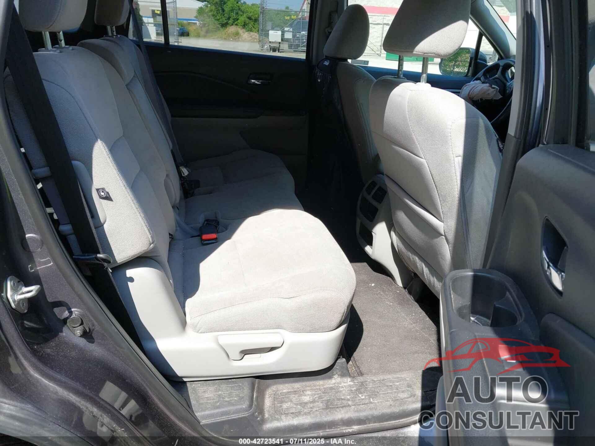 HONDA PILOT 2019 - 5FNYF6H15KB056957