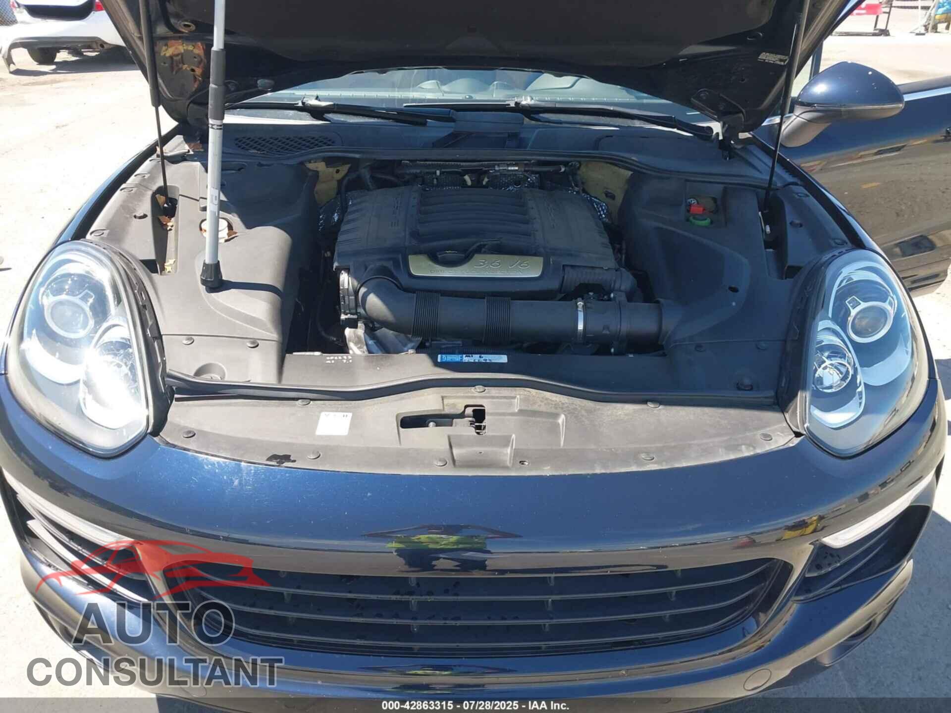 PORSCHE CAYENNE 2017 - WP1AA2A26HKA89780