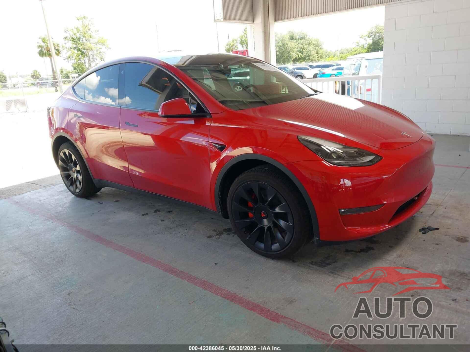 TESLA MODEL Y 2023 - 7SAYGDEE4PF750039