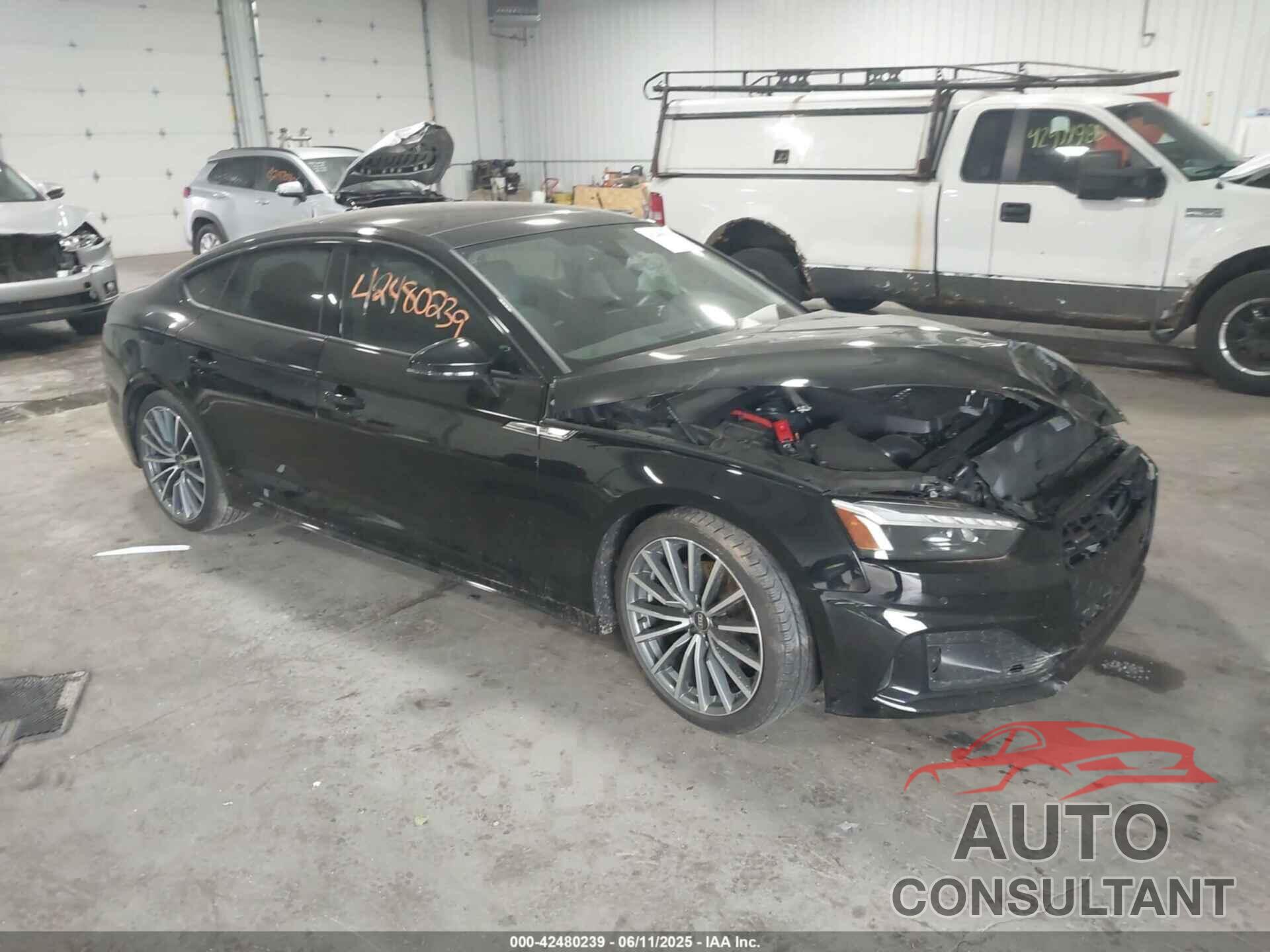 AUDI A5 SPORTBACK 2022 - WAUCBCF5XNA028477