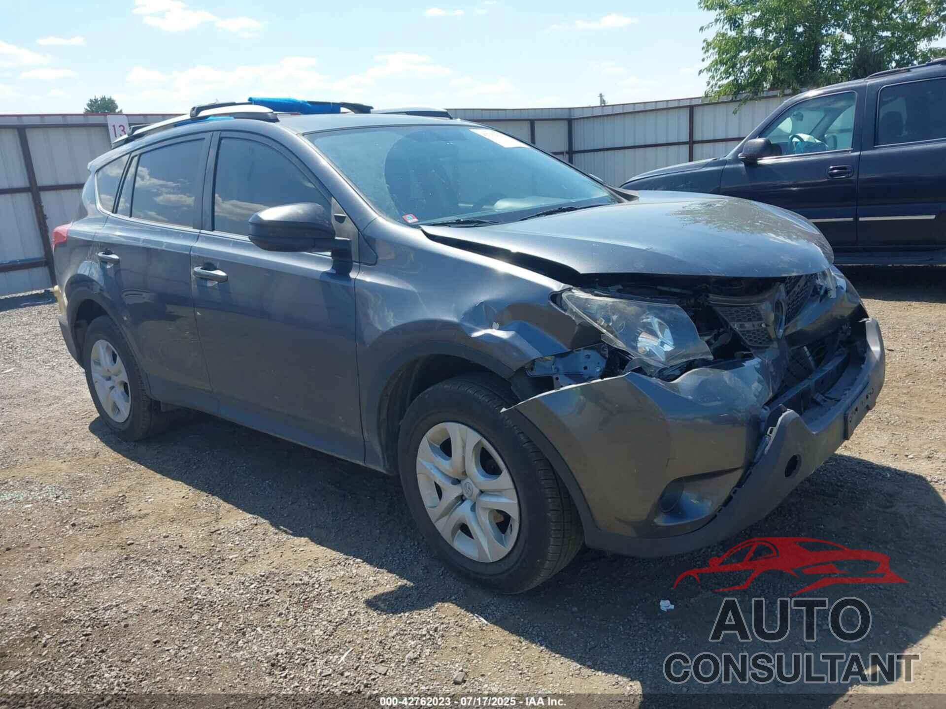 TOYOTA RAV4 2015 - JTMBFREV3FD141307