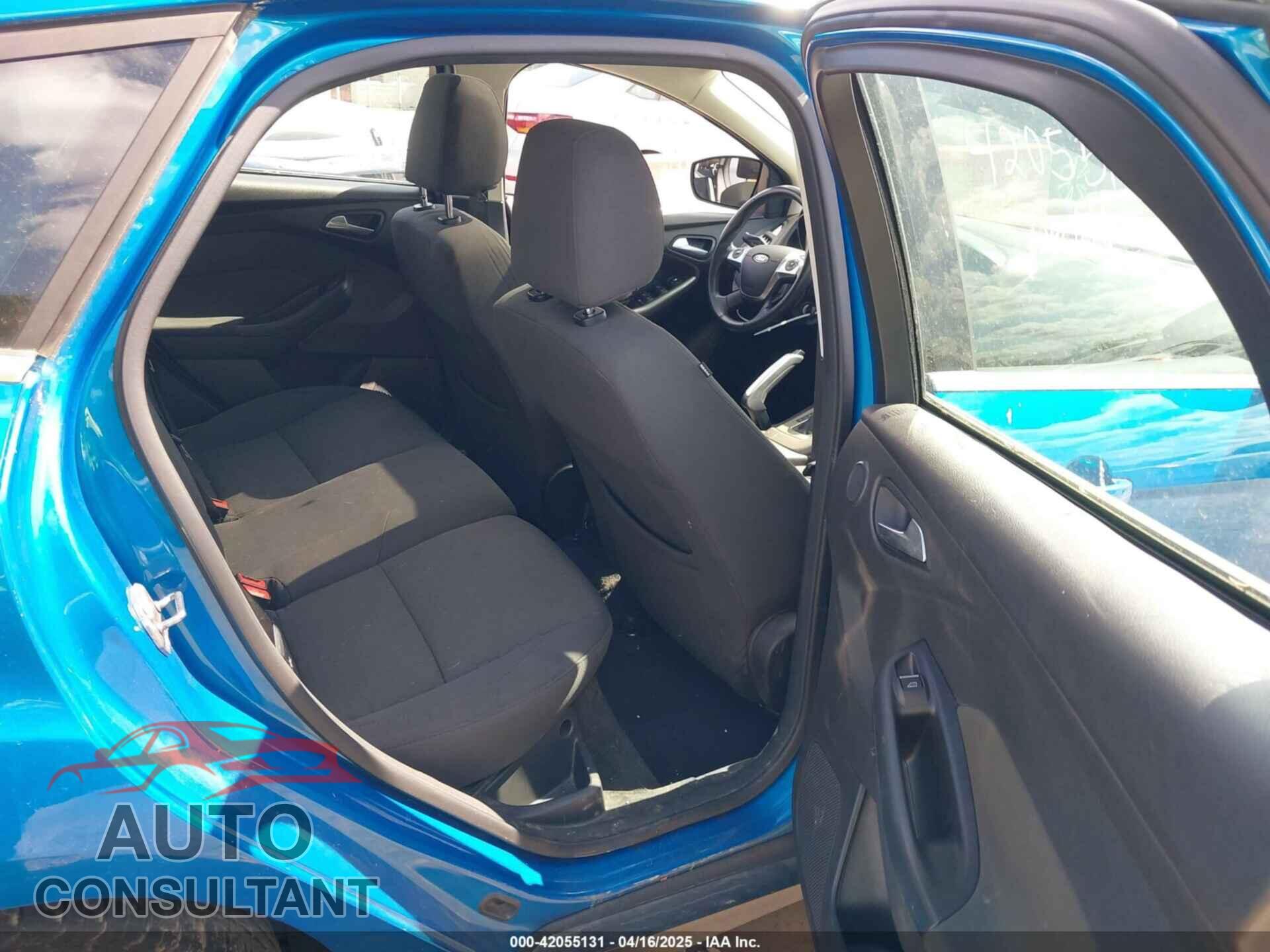 FORD FOCUS 2012 - 1FAHP3M2XCL433751