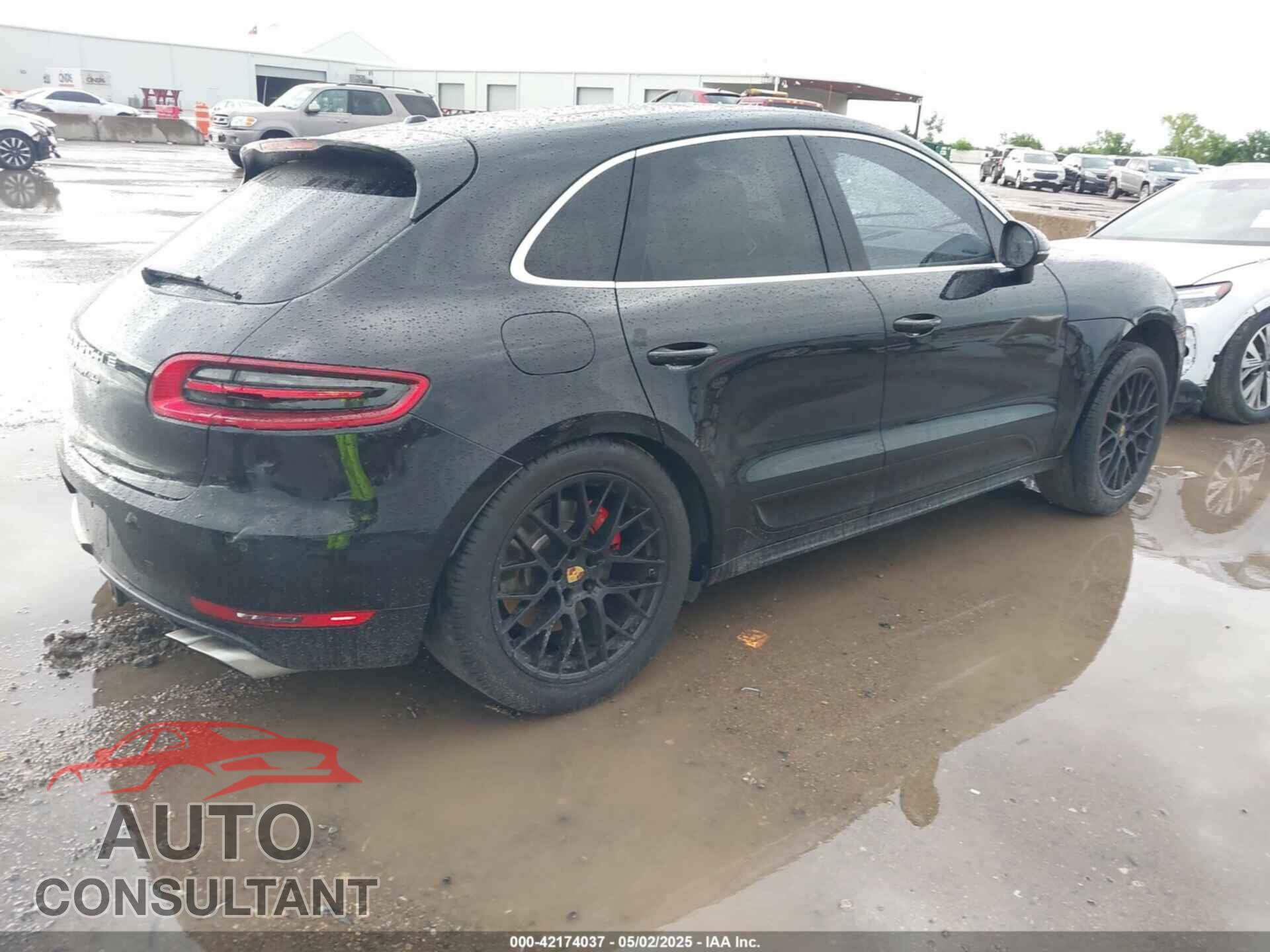 PORSCHE MACAN 2017 - WP1AF2A54HLB62022
