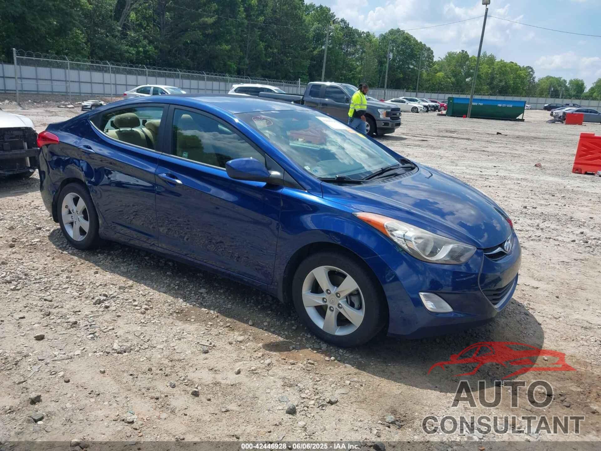 HYUNDAI ELANTRA 2013 - KMHDH4AE4DU760793