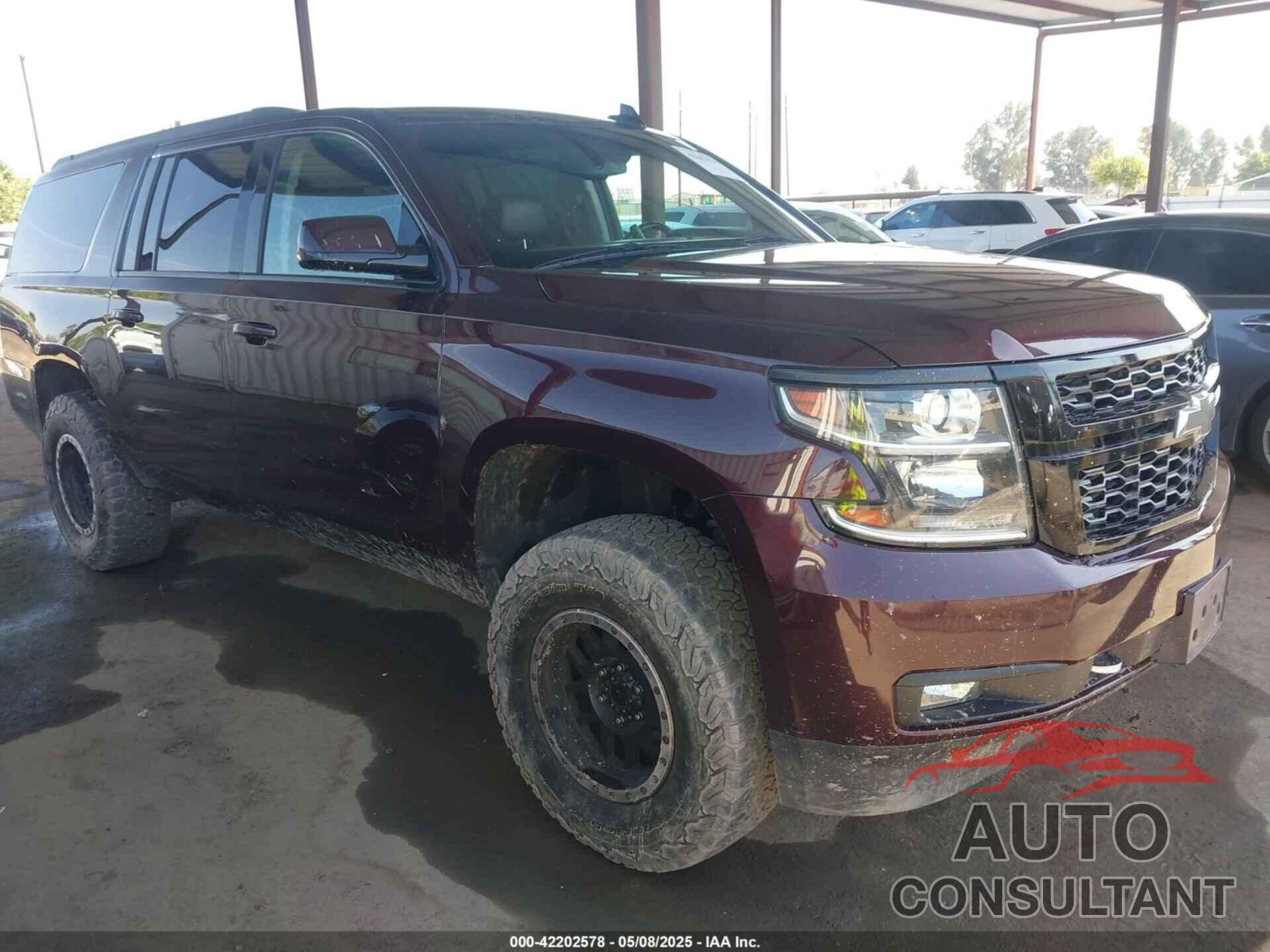 CHEVROLET SUBURBAN 2017 - 1GNSCHKC0HR351186