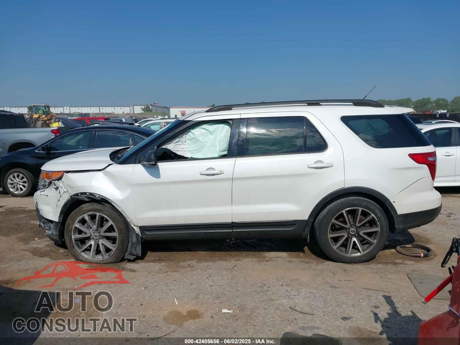 FORD EXPLORER 2015 - 1FM5K7D89FGA26519