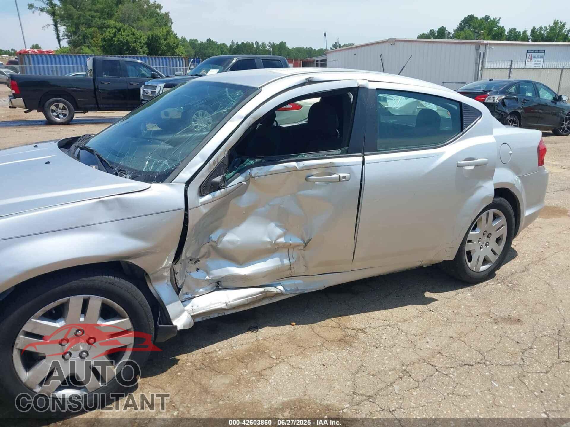 DODGE AVENGER 2011 - 1B3BD4FB6BN541672