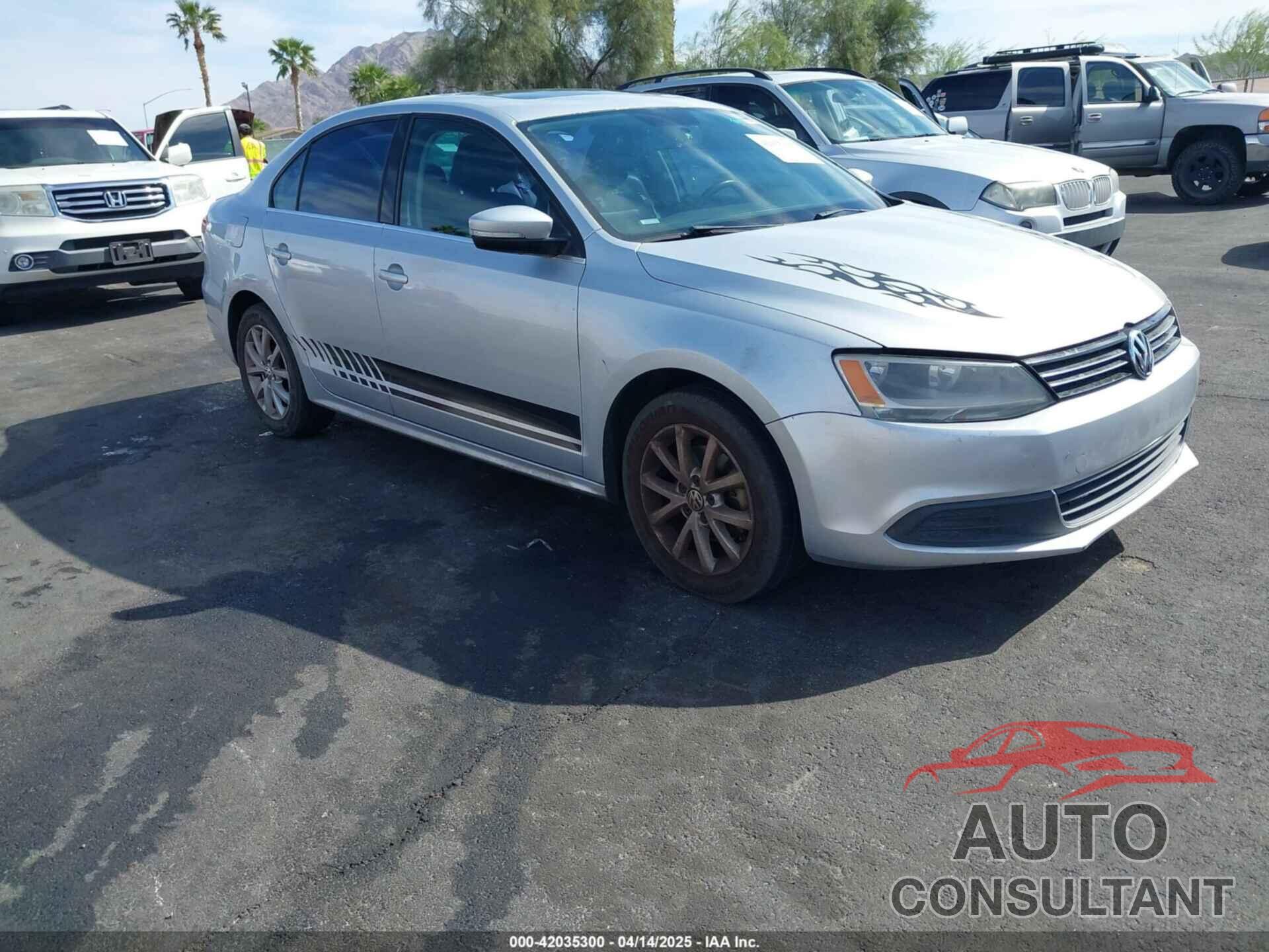 VOLKSWAGEN JETTA 2013 - 3VWDX7AJXDM362477