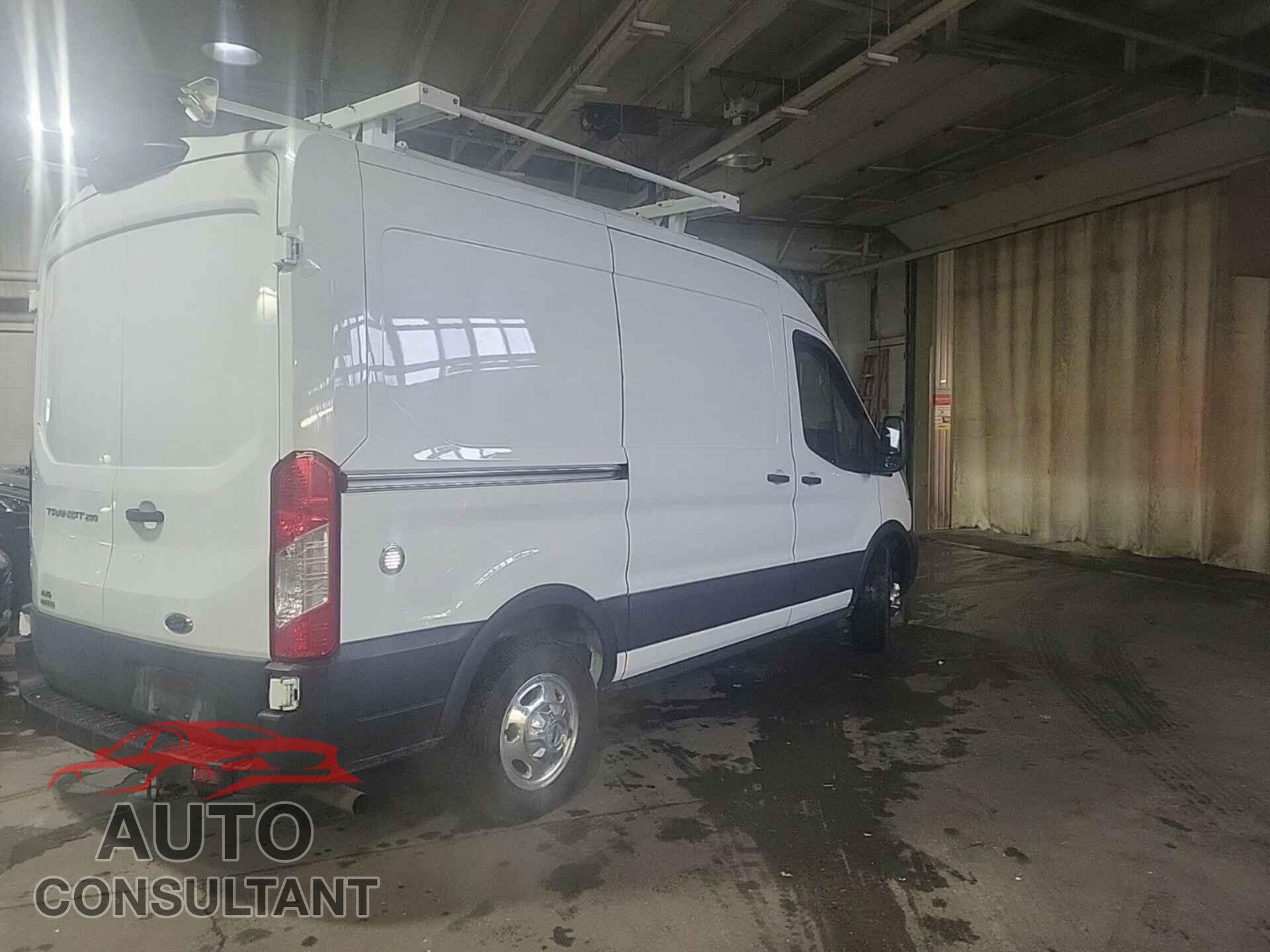FORD TRANSIT 2021 - 1FTBR2CG0MKB03044