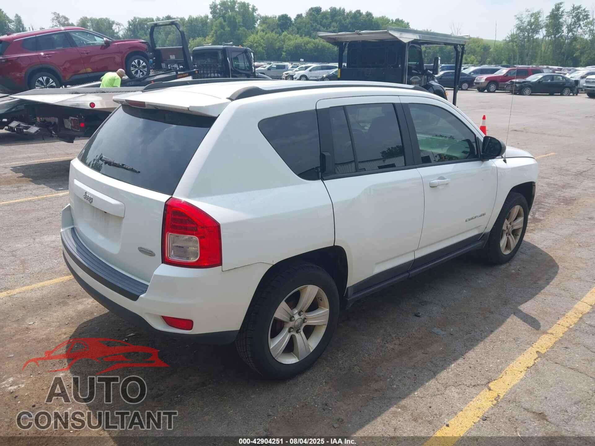 JEEP COMPASS 2011 - 1J4NT1FA0BD290619
