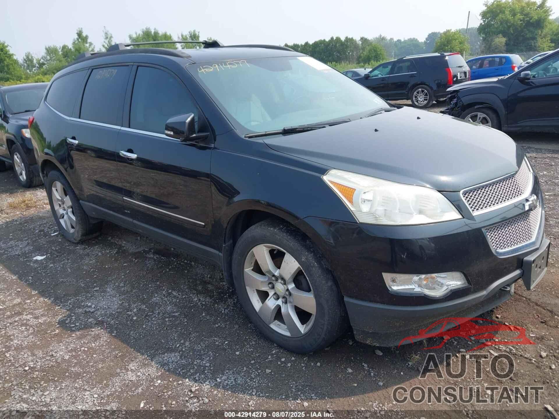 CHEVROLET TRAVERSE 2011 - 1GNKVLED8BJ211569