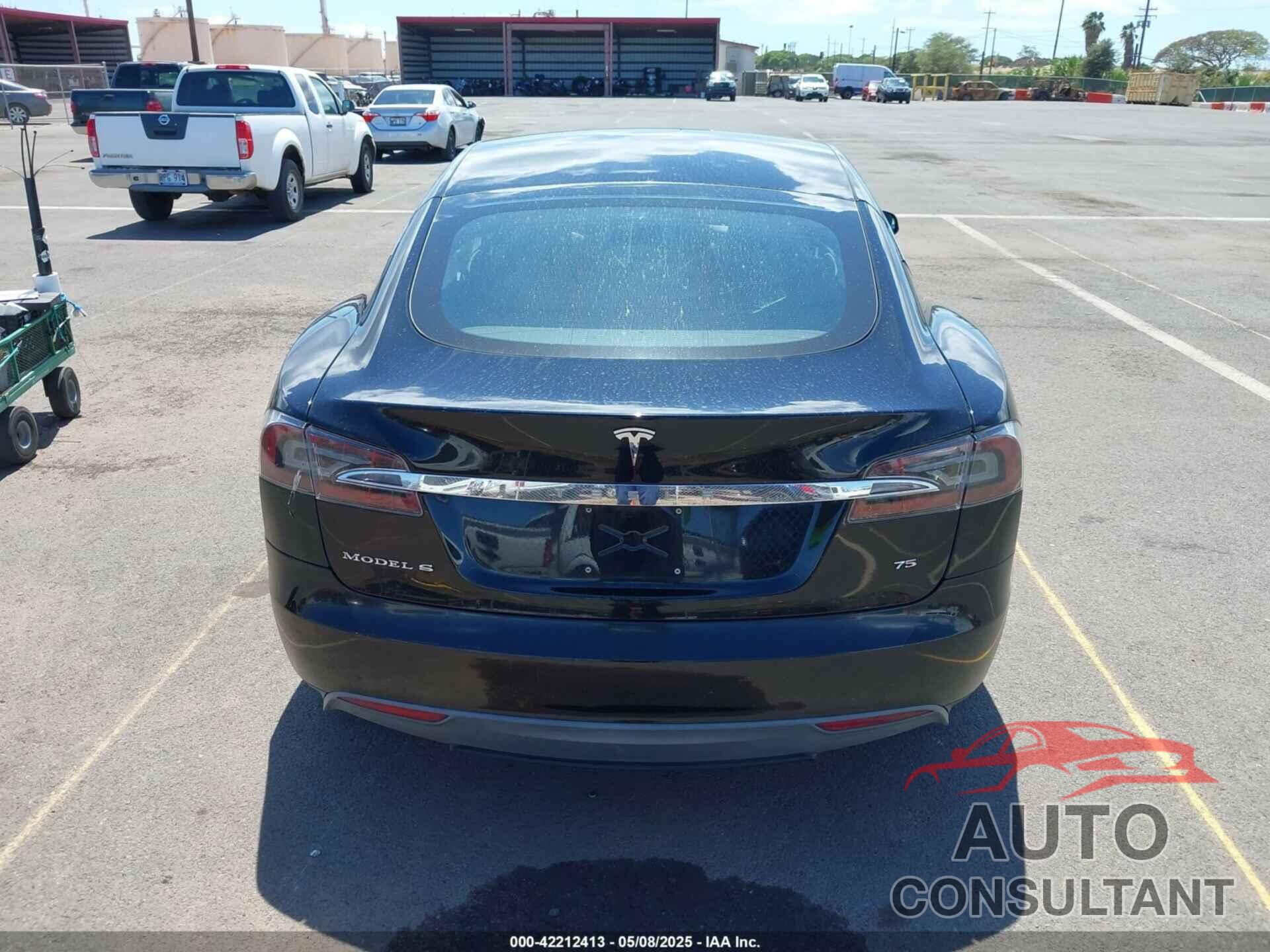 TESLA MODEL S 2013 - 5YJSA1CG0DFP17932